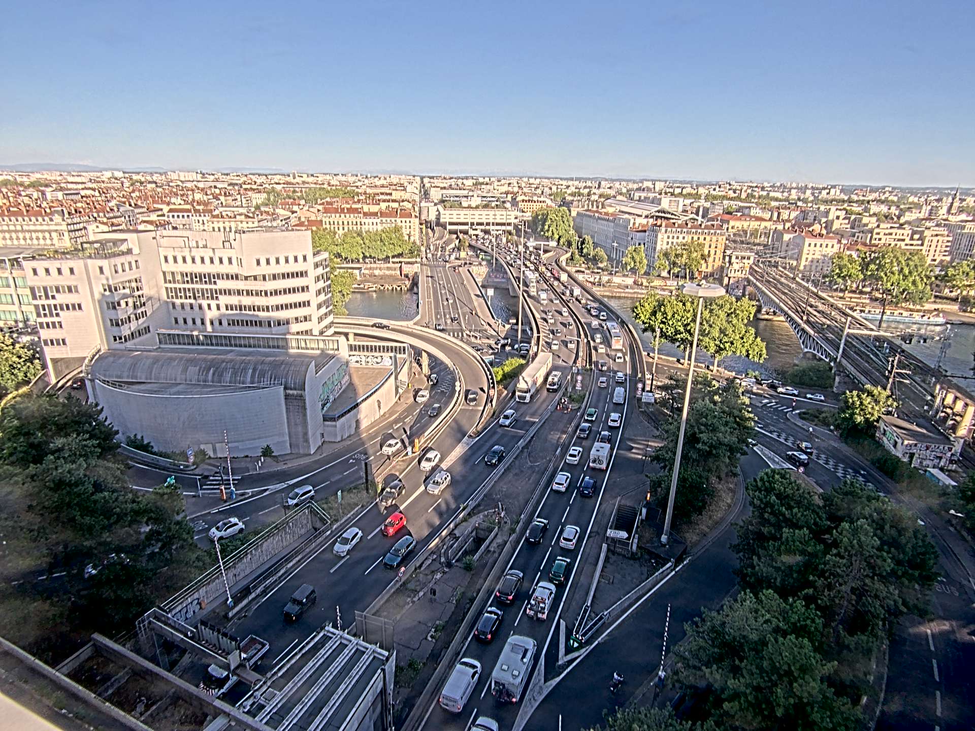 Caméra autoroute à Lyon Perrache à l'entrée Sud du Tunnel sous Fourvière, en direction de Marseille