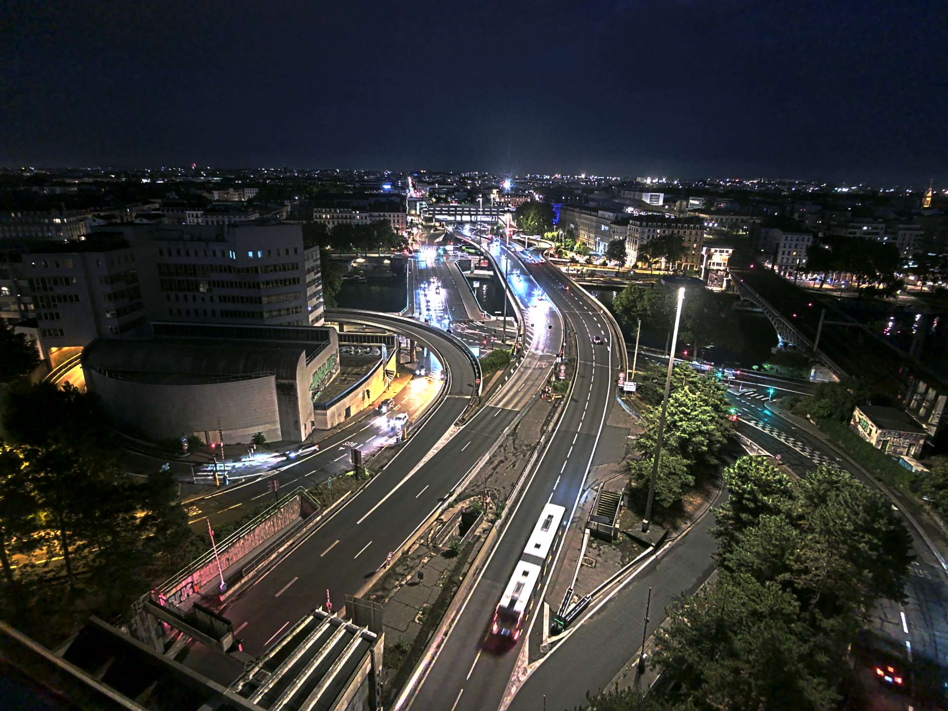 Caméra autoroute à Lyon Perrache à l'entrée Sud du Tunnel sous Fourvière, en direction de Marseille