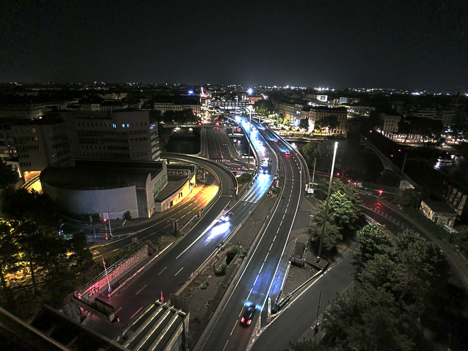 Caméra autoroute à Lyon Perrache à l'entrée Sud du Tunnel sous Fourvière, en direction de Marseille