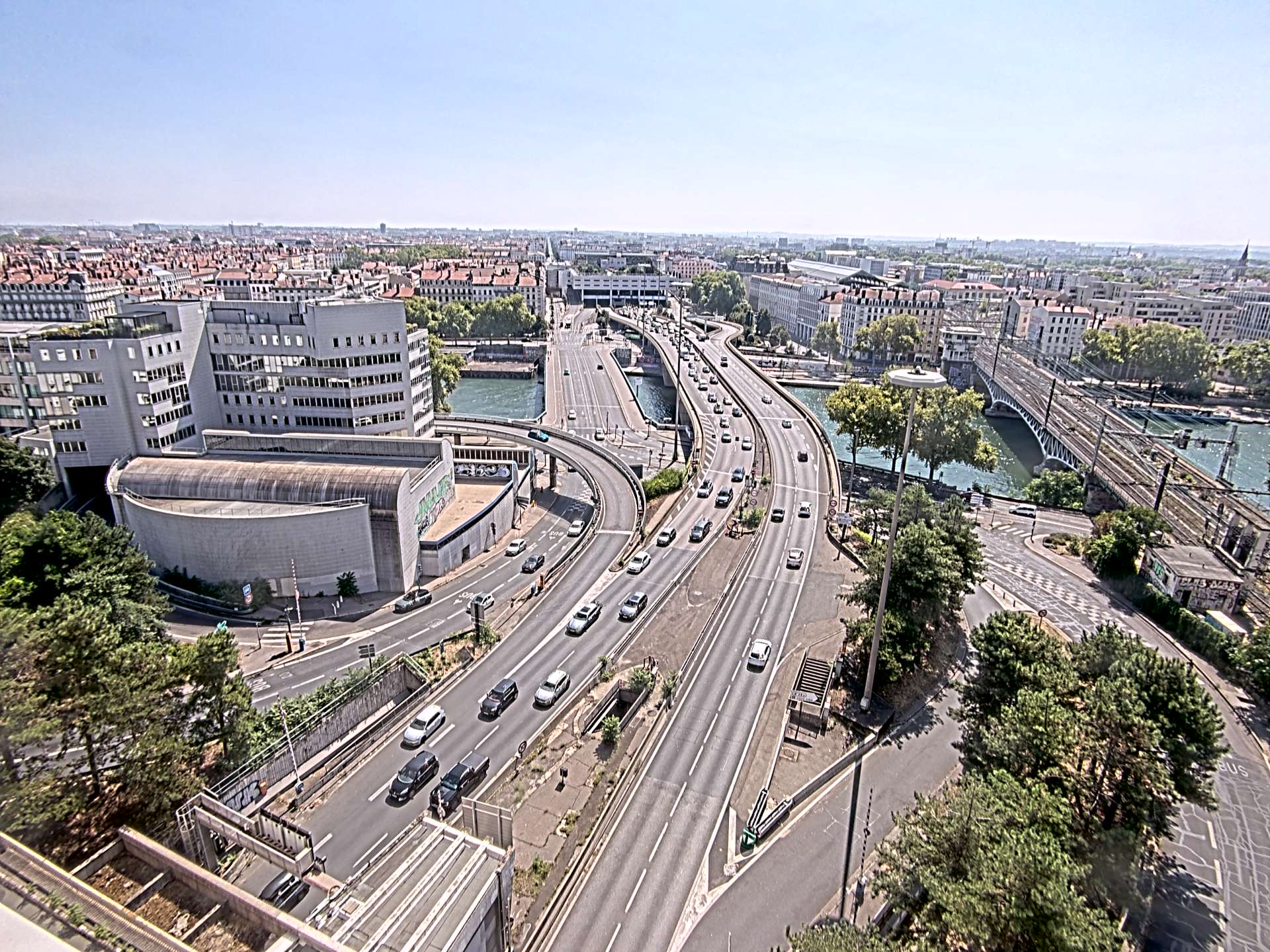Caméra autoroute à Lyon Perrache à l'entrée Sud du Tunnel sous Fourvière, en direction de Marseille
