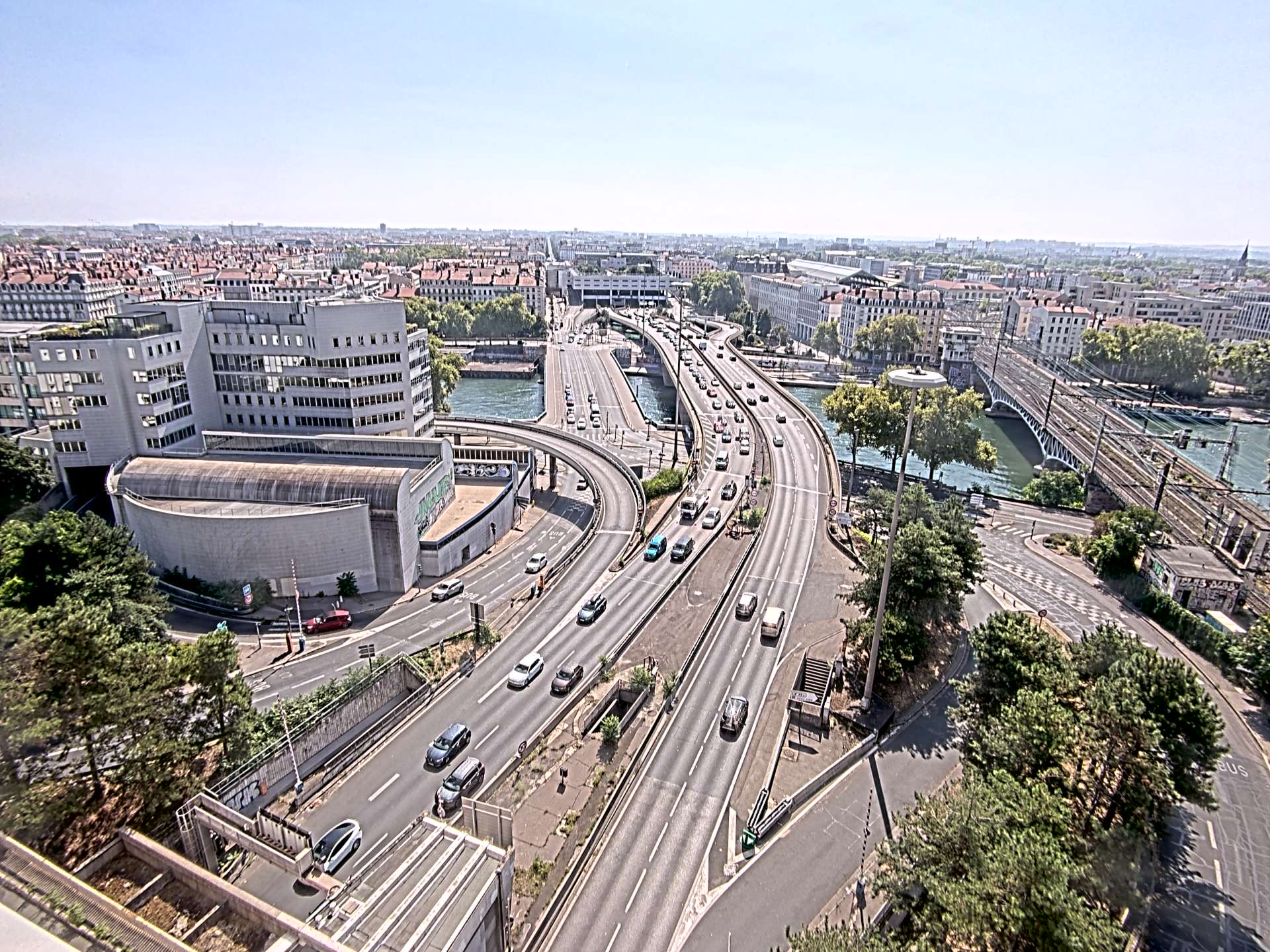 Caméra autoroute à Lyon Perrache à l'entrée Sud du Tunnel sous Fourvière, en direction de Marseille