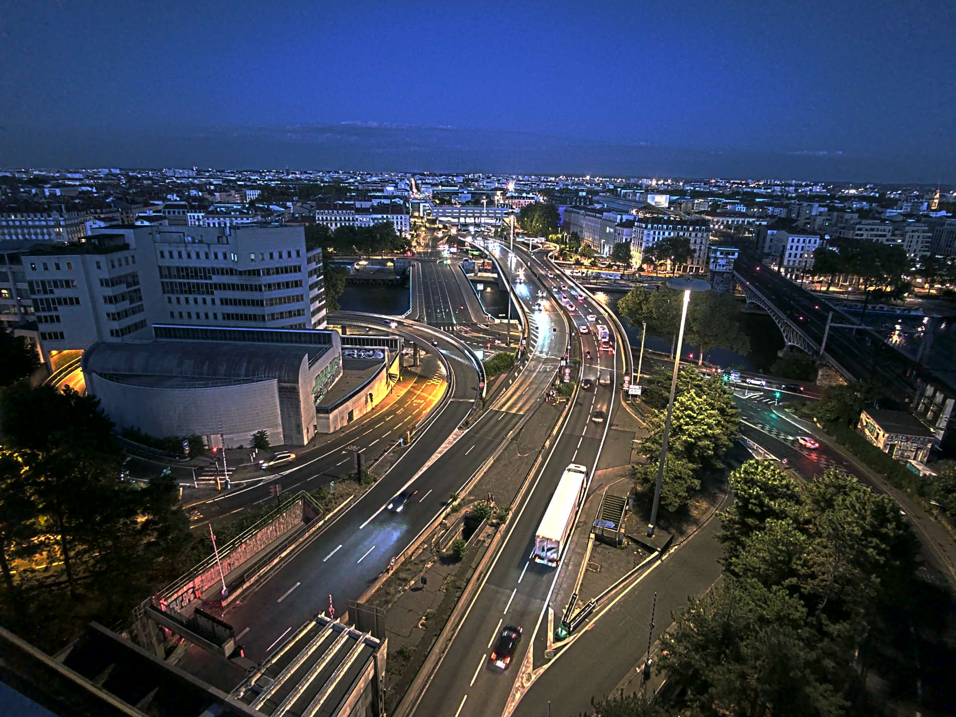 Caméra autoroute à Lyon Perrache à l'entrée Sud du Tunnel sous Fourvière, en direction de Marseille
