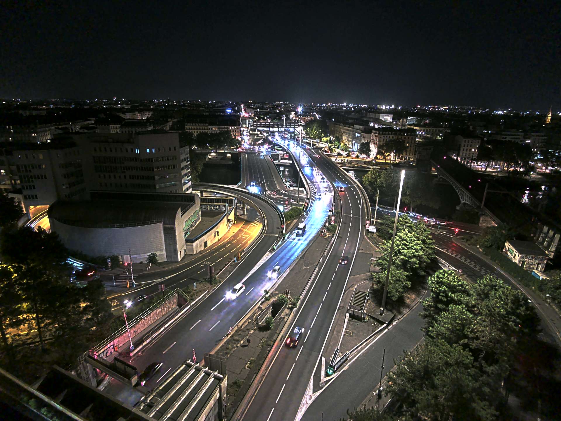 Caméra autoroute à Lyon Perrache à l'entrée Sud du Tunnel sous Fourvière, en direction de Marseille