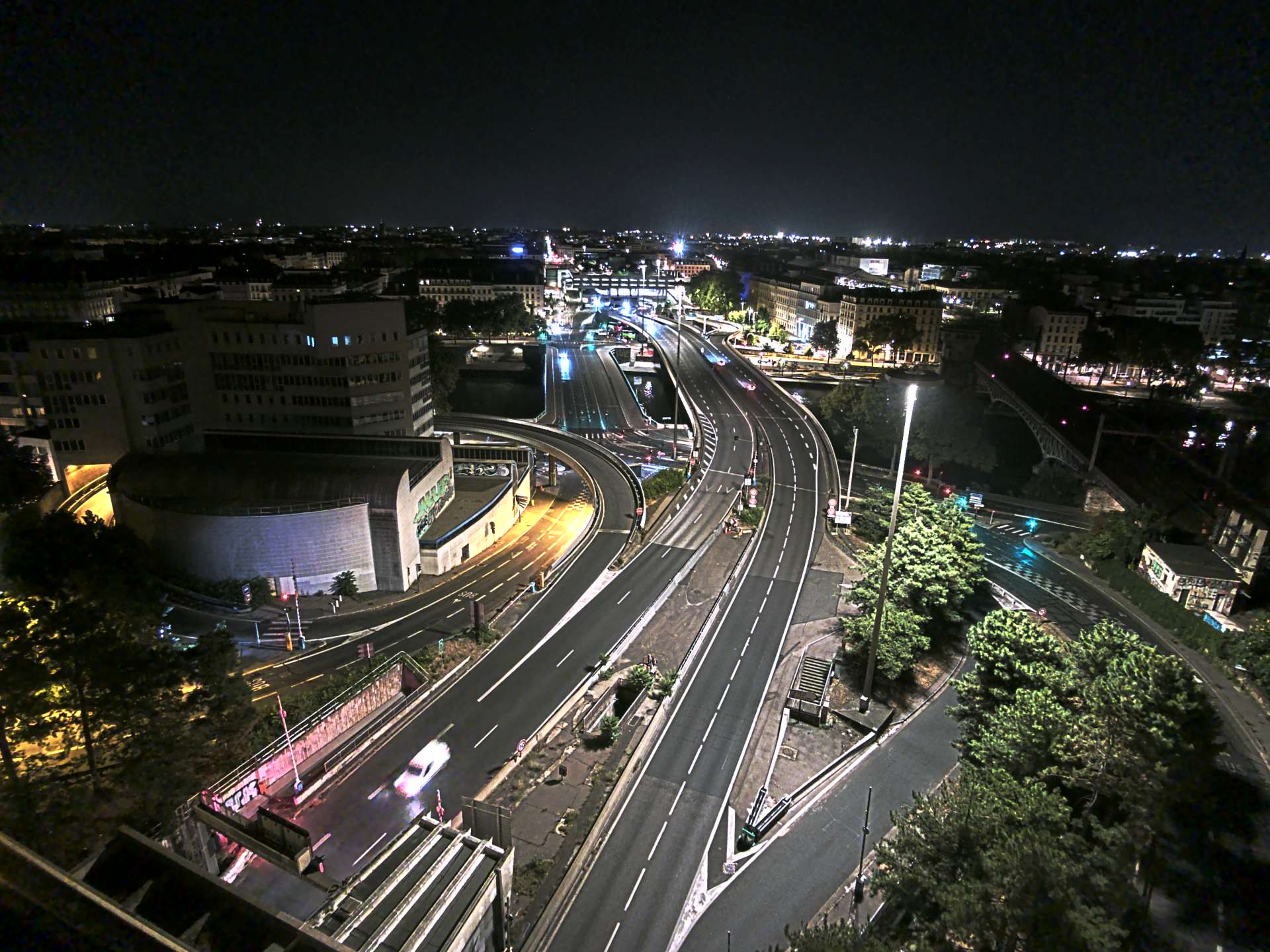 Caméra autoroute à Lyon Perrache à l'entrée Sud du Tunnel sous Fourvière, en direction de Marseille