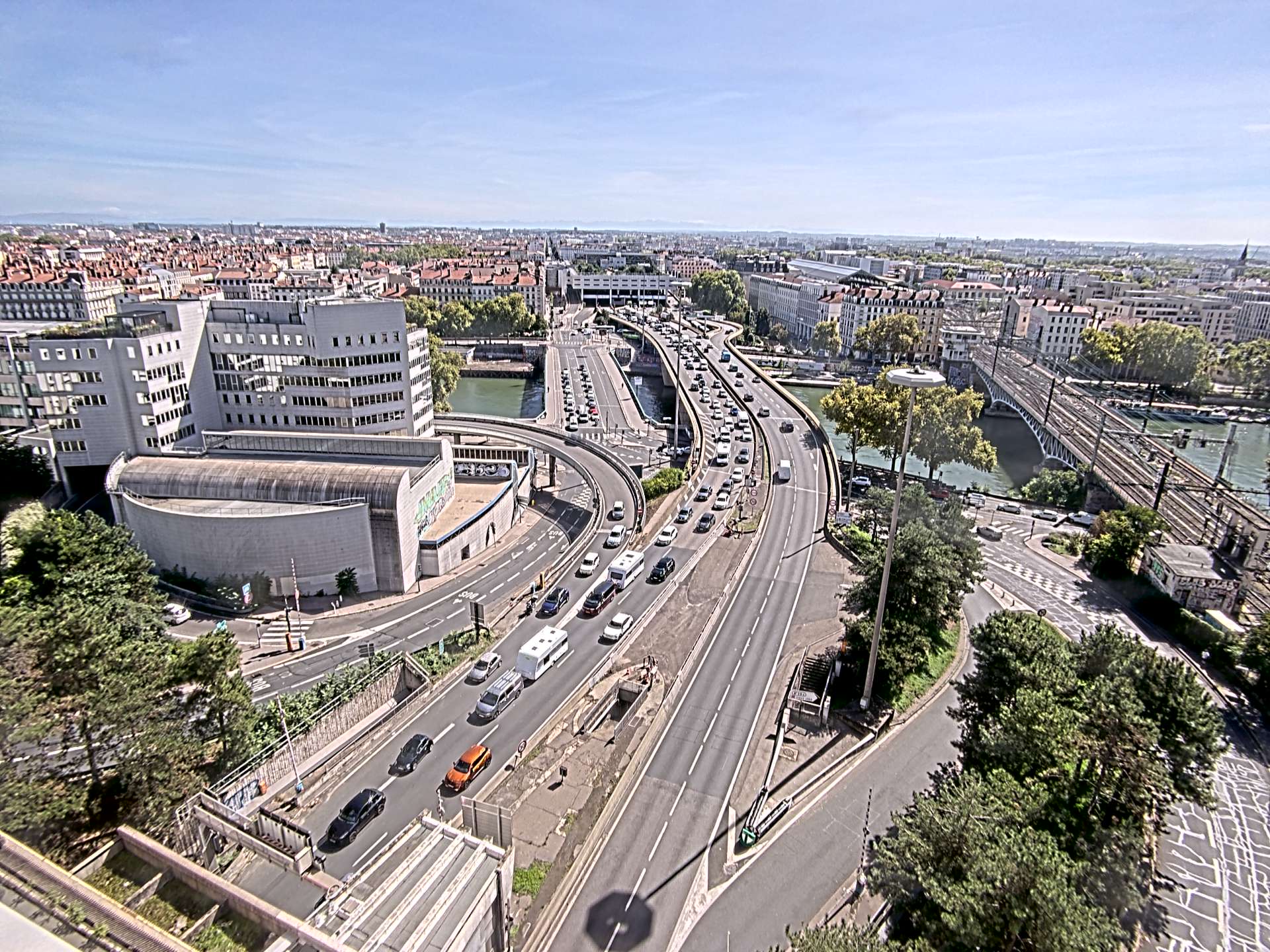 Caméra autoroute à Lyon Perrache à l'entrée Sud du Tunnel sous Fourvière, en direction de Marseille