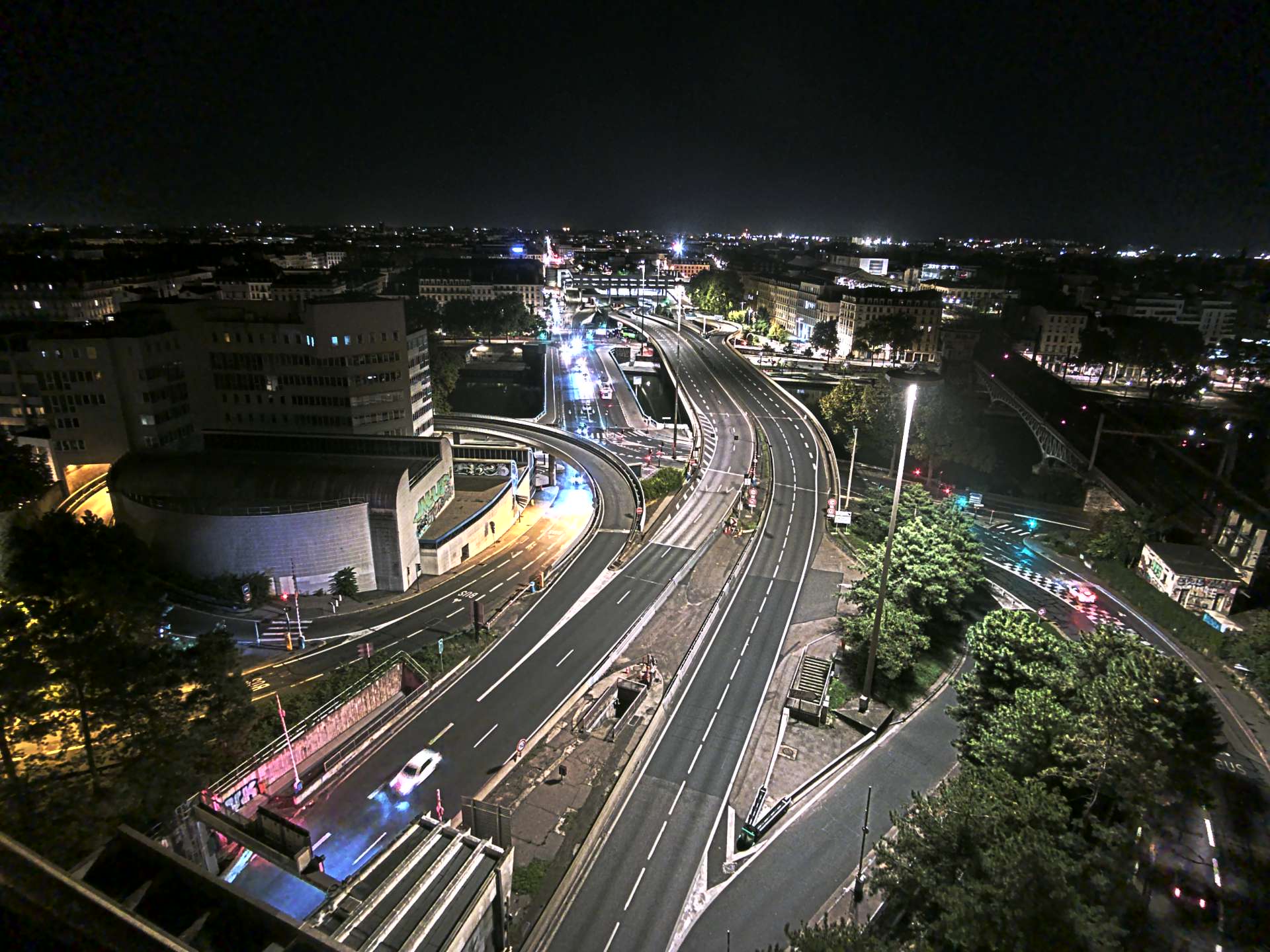 Caméra autoroute à Lyon Perrache à l'entrée Sud du Tunnel sous Fourvière, en direction de Marseille