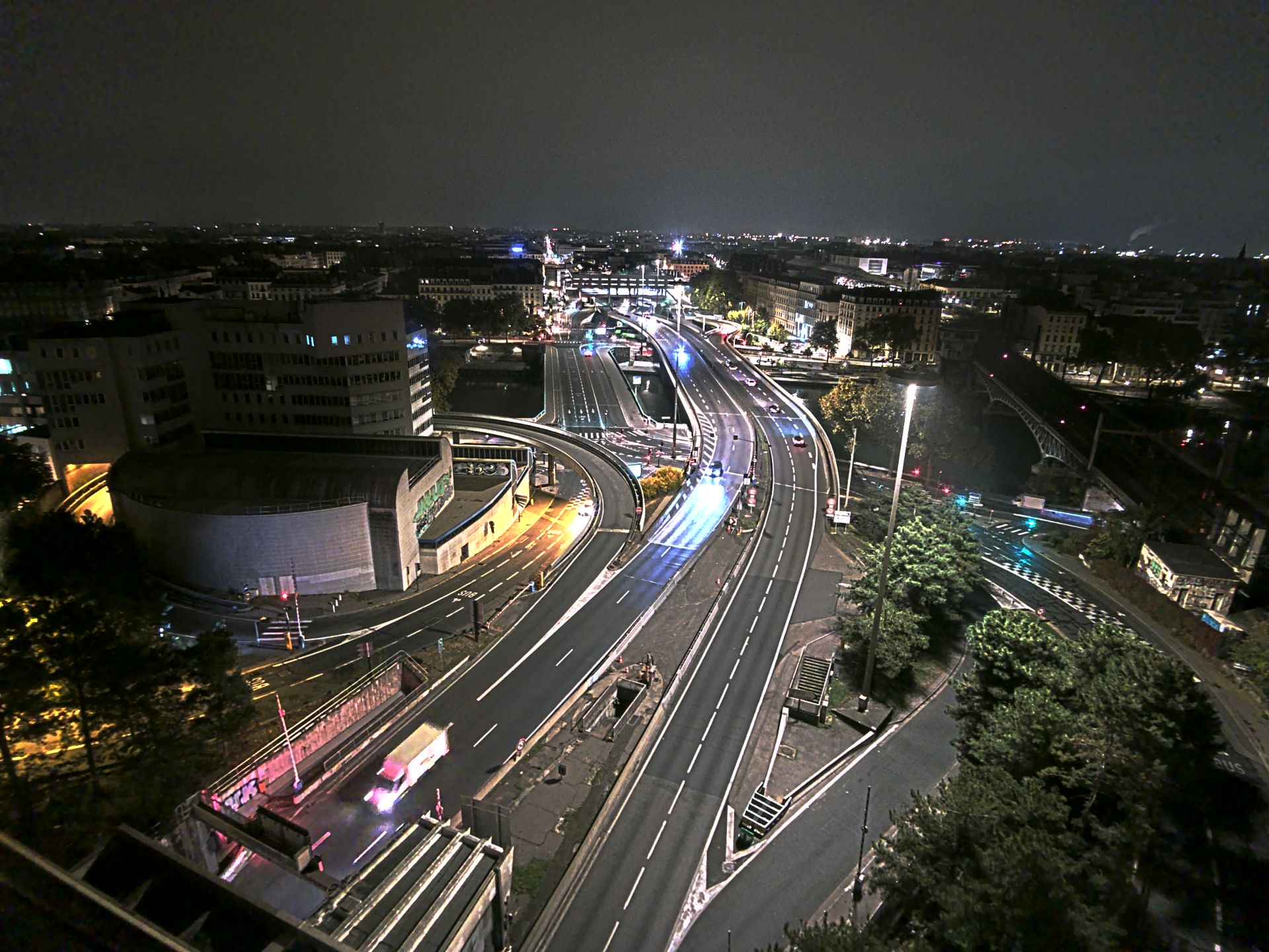 Caméra autoroute à Lyon Perrache à l'entrée Sud du Tunnel sous Fourvière, en direction de Marseille