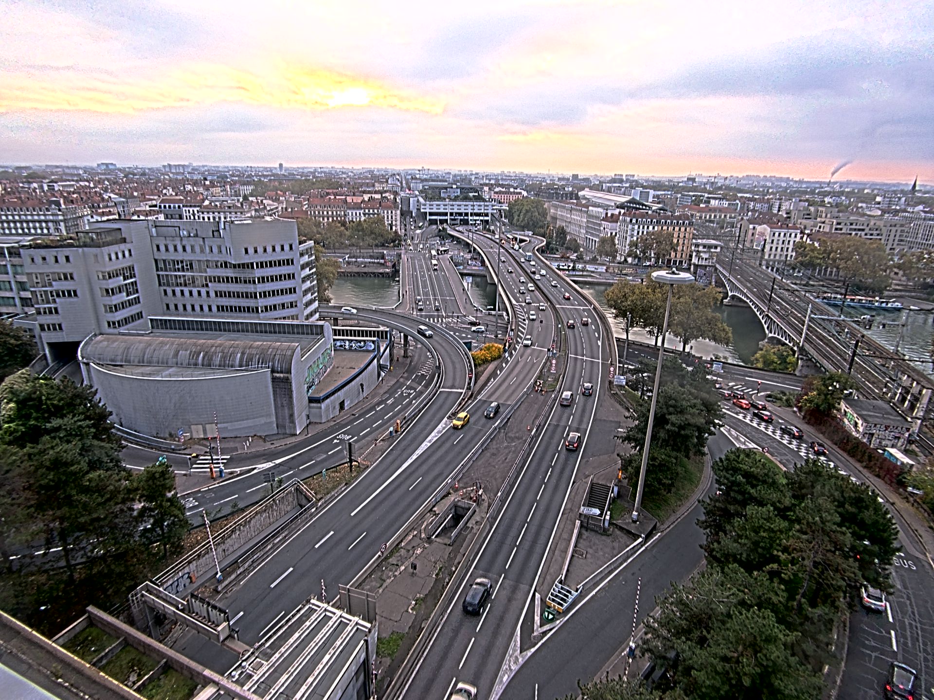 Caméra autoroute à Lyon Perrache à l'entrée Sud du Tunnel sous Fourvière, en direction de Marseille
