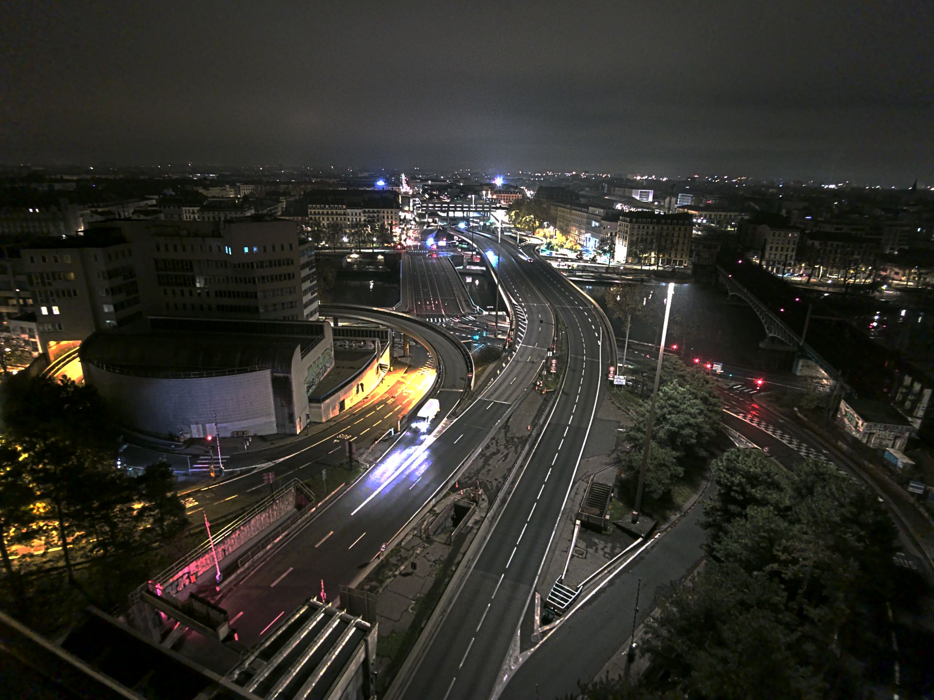 Caméra autoroute à Lyon Perrache à l'entrée Sud du Tunnel sous Fourvière, en direction de Marseille