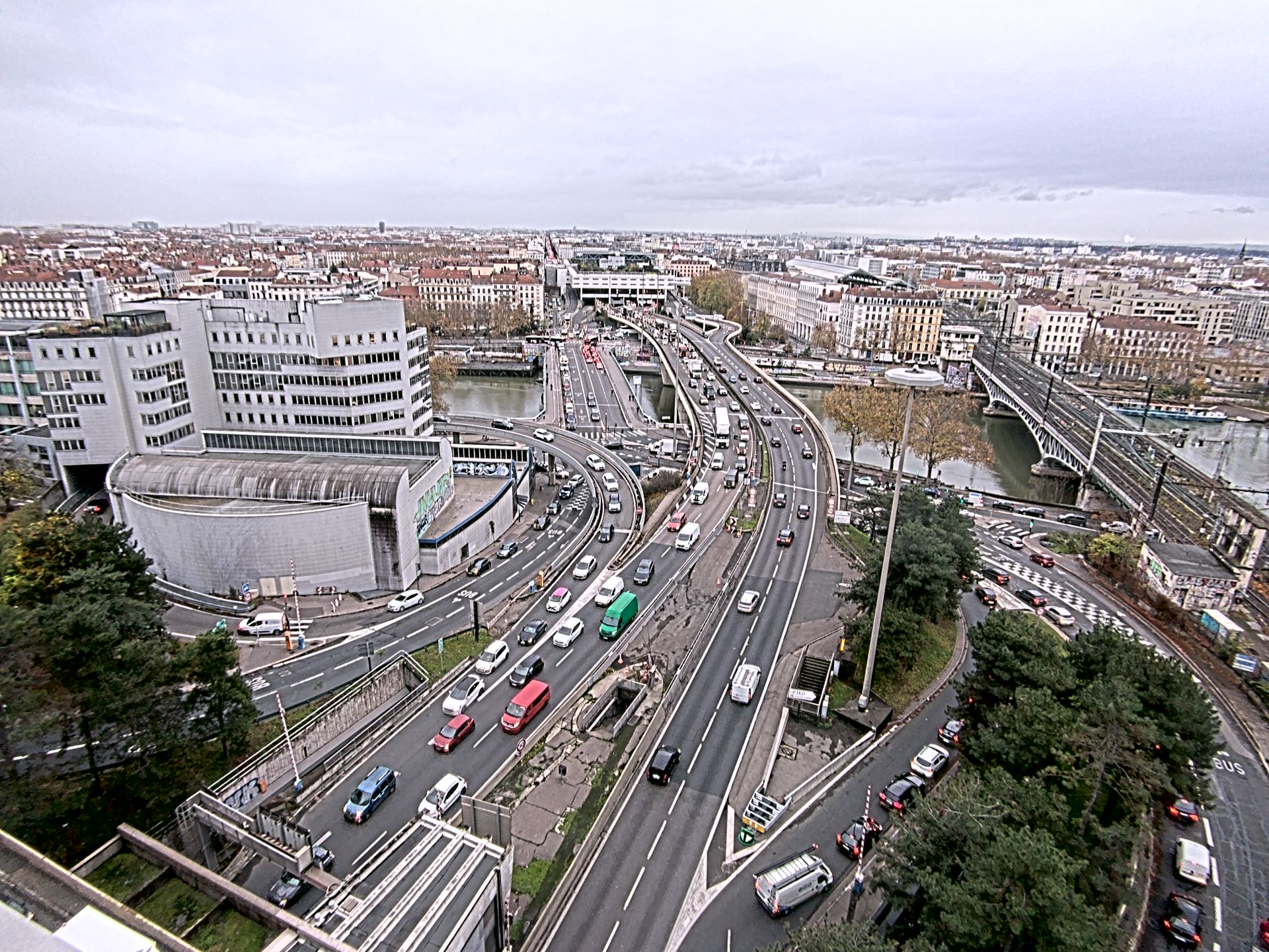 Caméra autoroute à Lyon Perrache à l'entrée Sud du Tunnel sous Fourvière, en direction de Marseille
