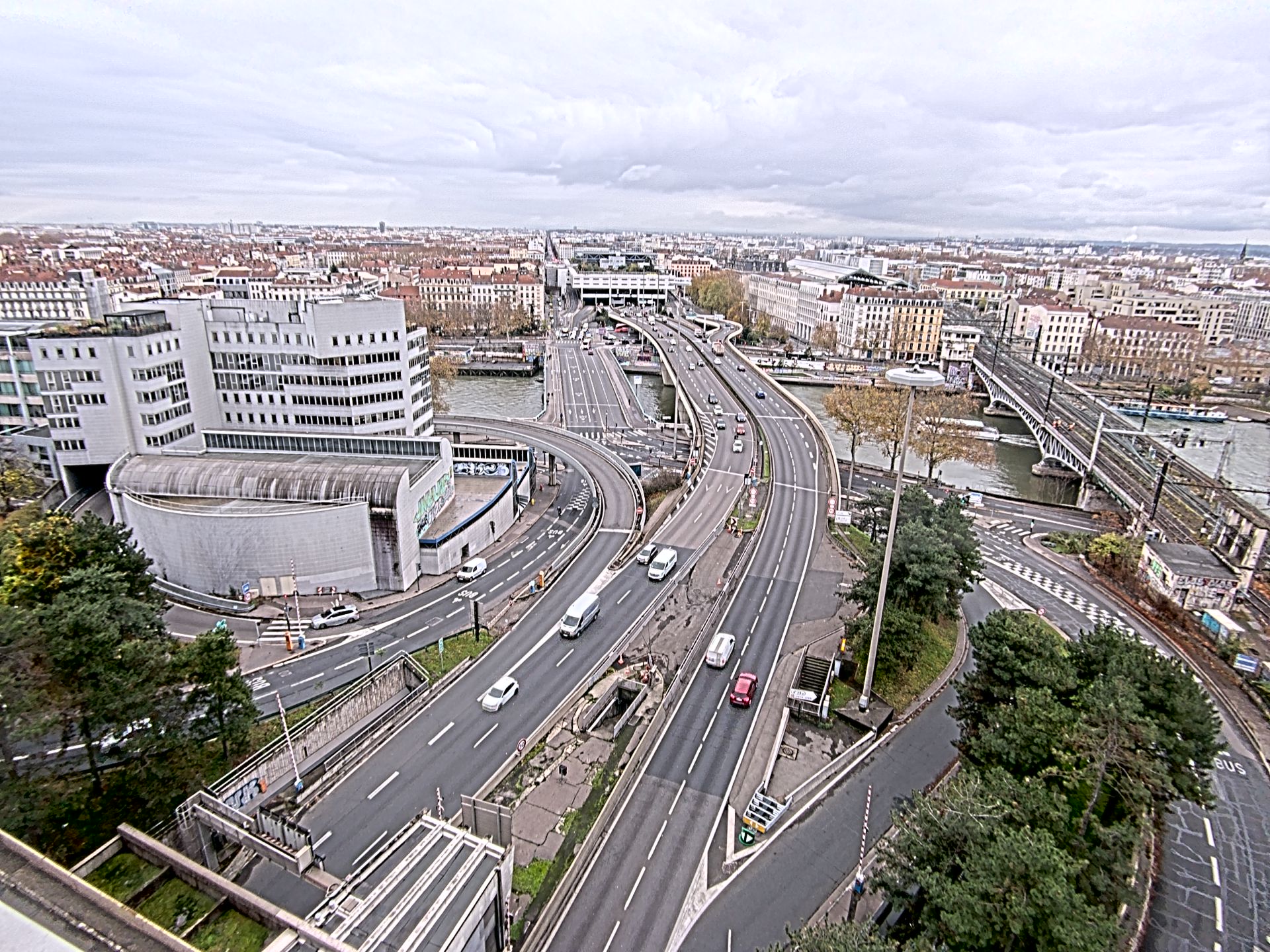Caméra autoroute à Lyon Perrache à l'entrée Sud du Tunnel sous Fourvière, en direction de Marseille