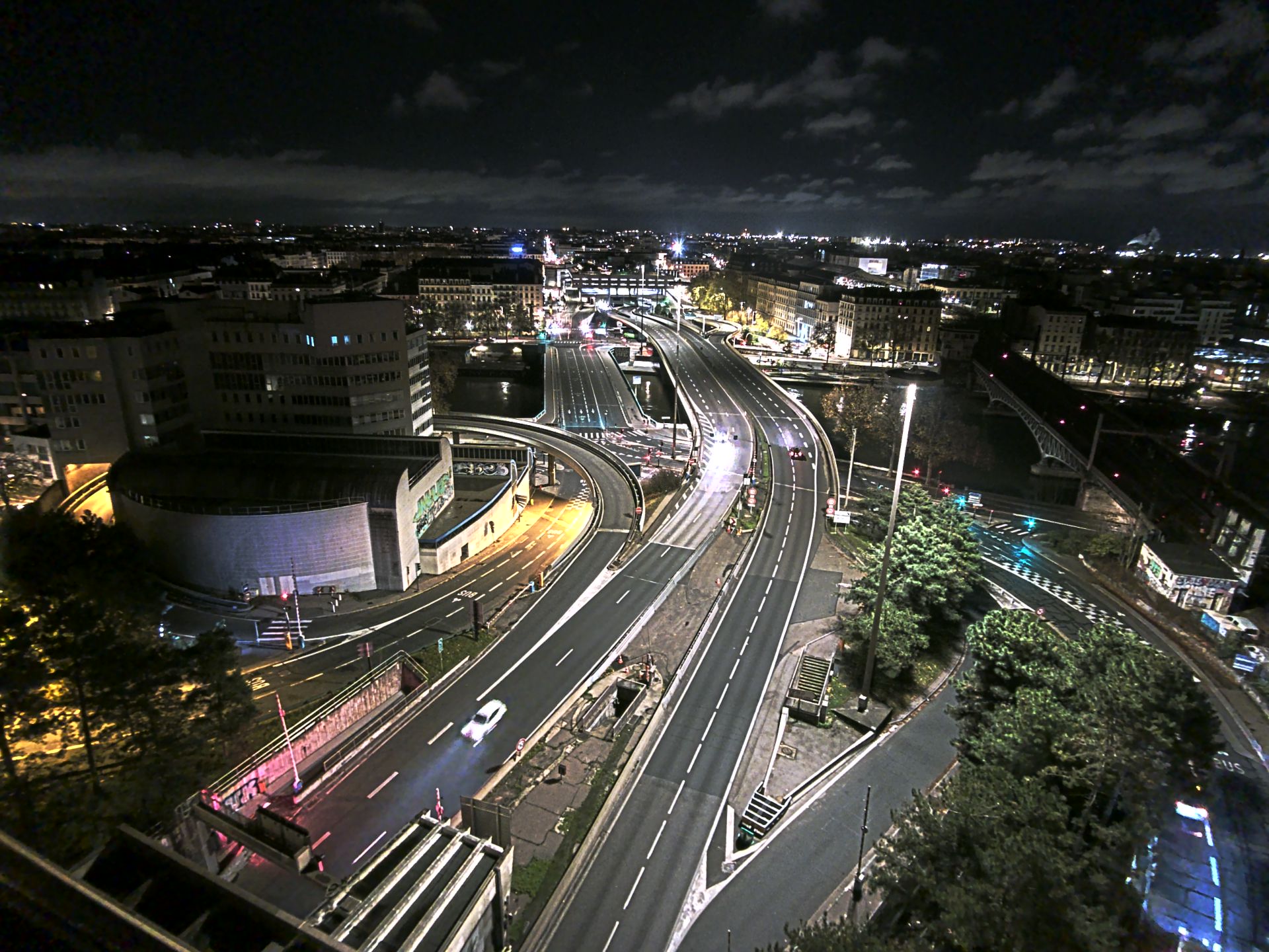 Caméra autoroute à Lyon Perrache à l'entrée Sud du Tunnel sous Fourvière, en direction de Marseille