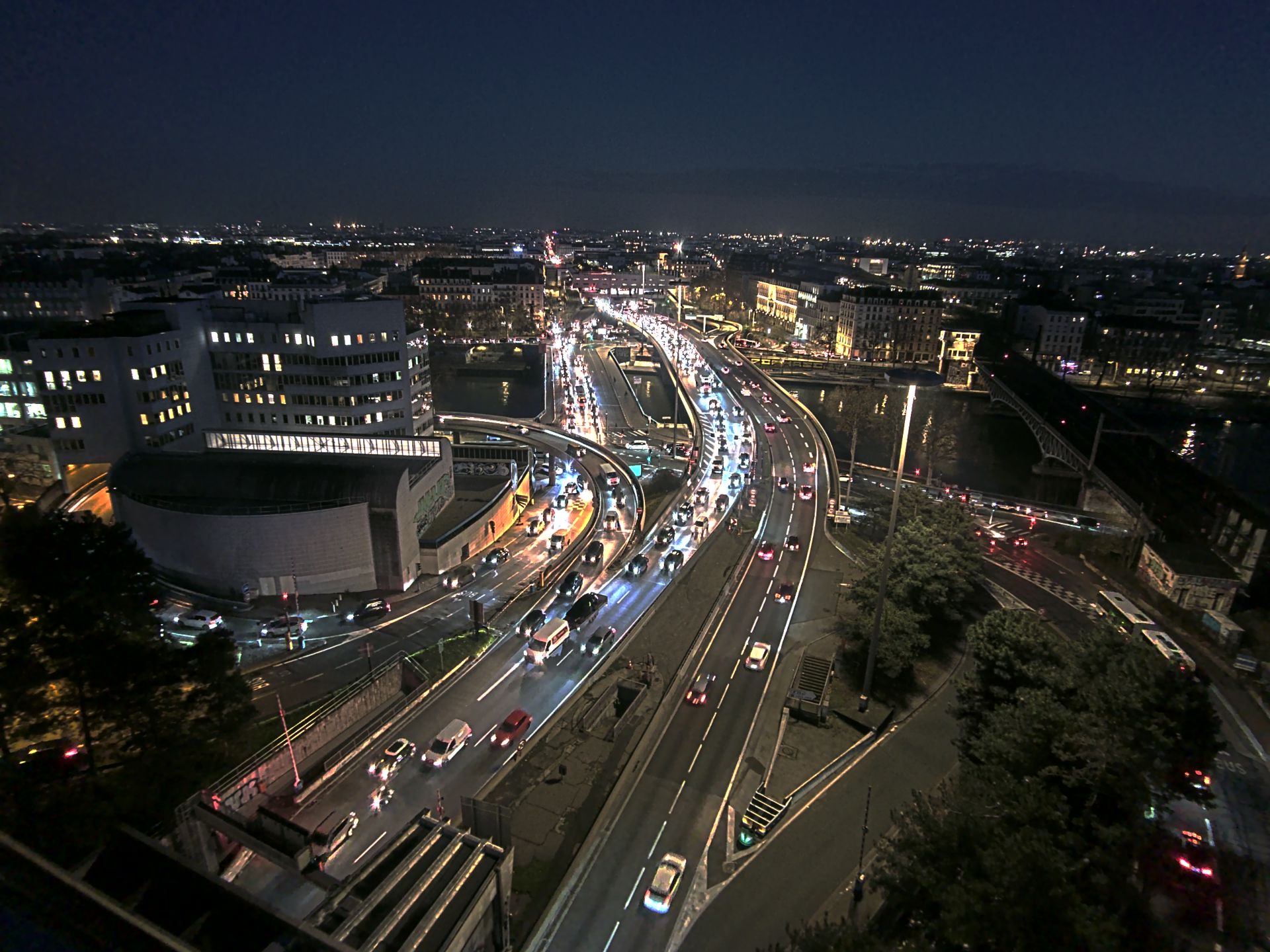 Caméra autoroute à Lyon Perrache à l'entrée Sud du Tunnel sous Fourvière, en direction de Marseille