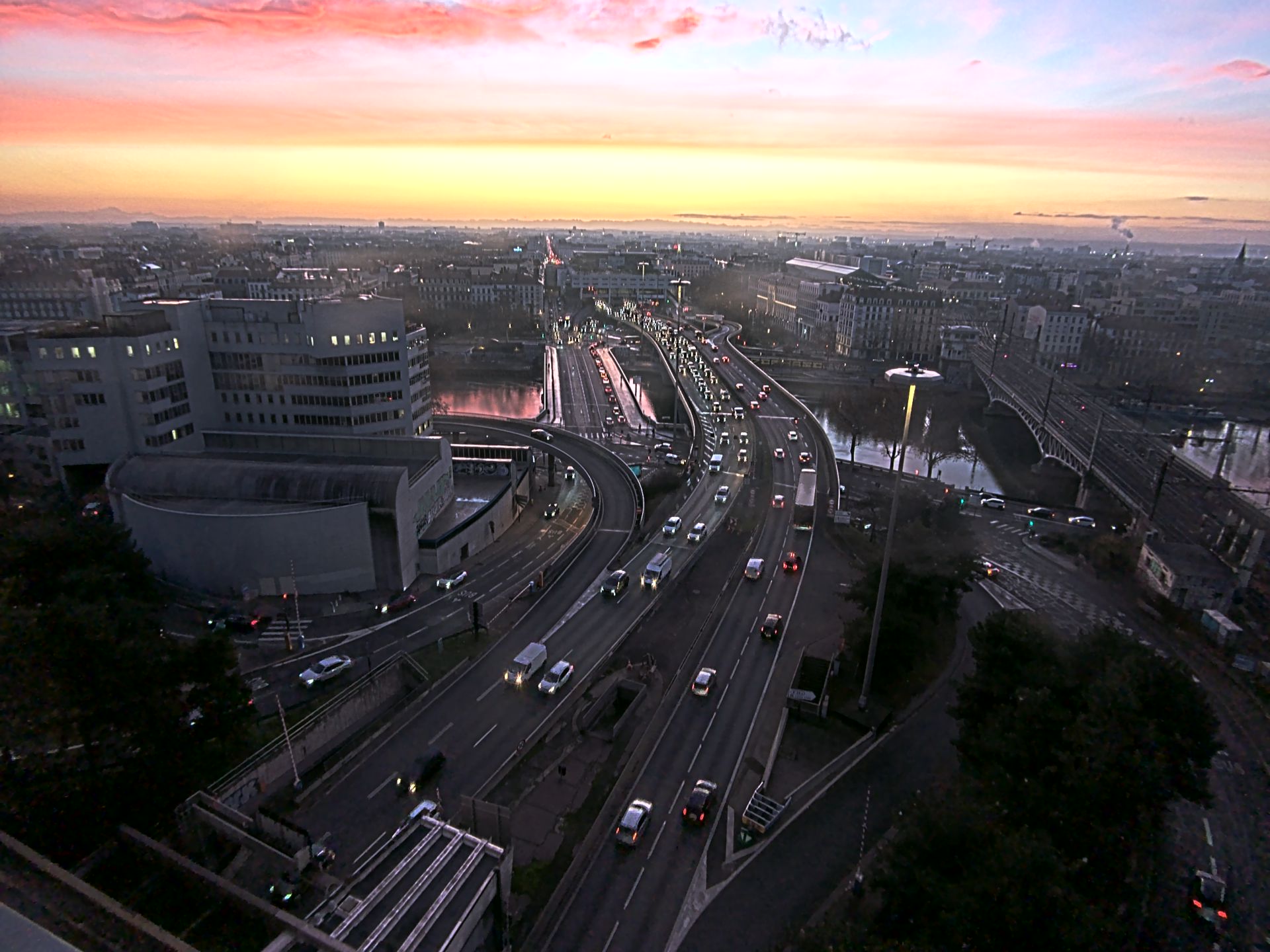 Caméra autoroute à Lyon Perrache à l'entrée Sud du Tunnel sous Fourvière, en direction de Marseille