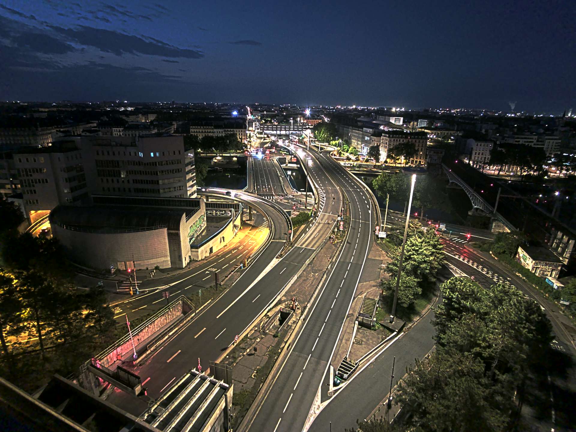 Caméra autoroute à Lyon Perrache à l'entrée Sud du Tunnel sous Fourvière, en direction de Marseille