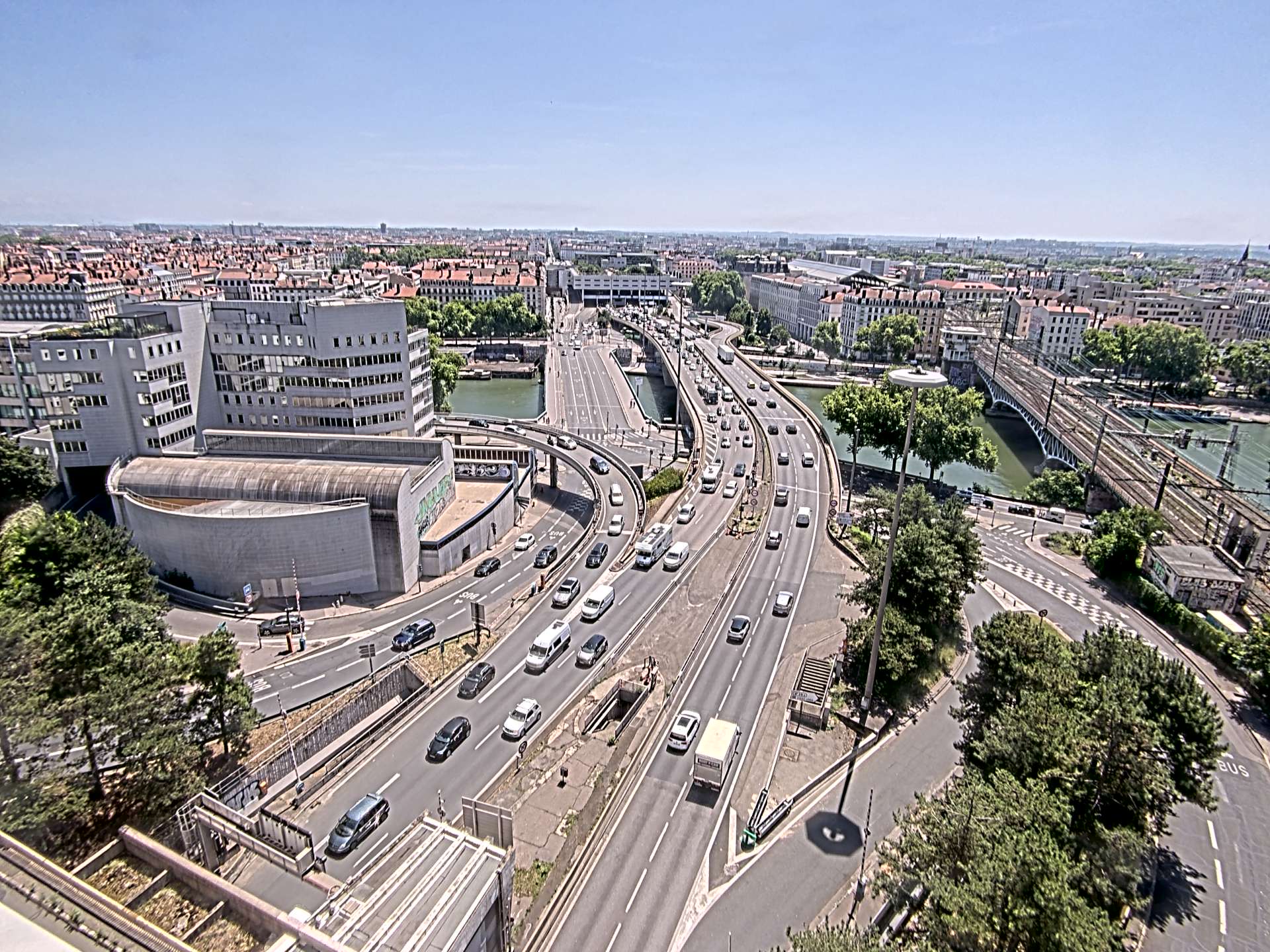 Caméra autoroute à Lyon Perrache à l'entrée Sud du Tunnel sous Fourvière, en direction de Marseille