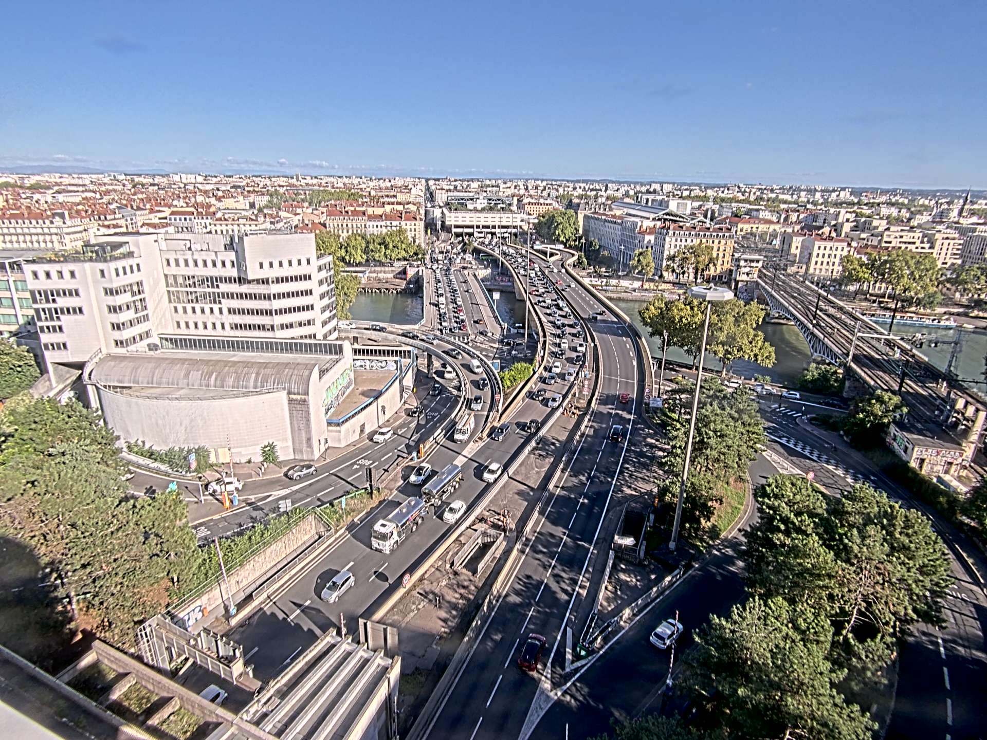 Caméra autoroute à Lyon Perrache à l'entrée Sud du Tunnel sous Fourvière, en direction de Marseille