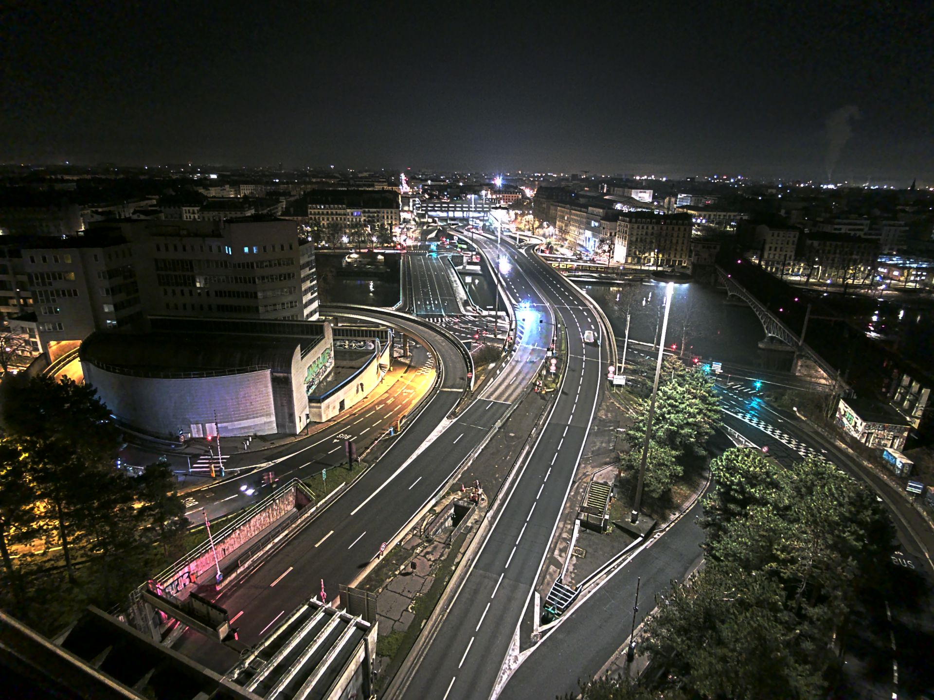 Caméra autoroute à Lyon Perrache à l'entrée Sud du Tunnel sous Fourvière, en direction de Marseille