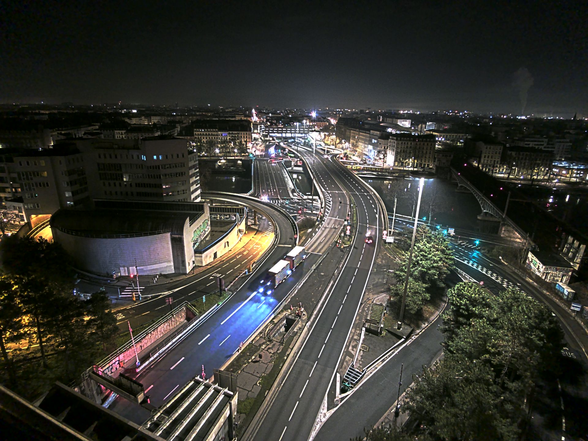 Caméra autoroute à Lyon Perrache à l'entrée Sud du Tunnel sous Fourvière, en direction de Marseille