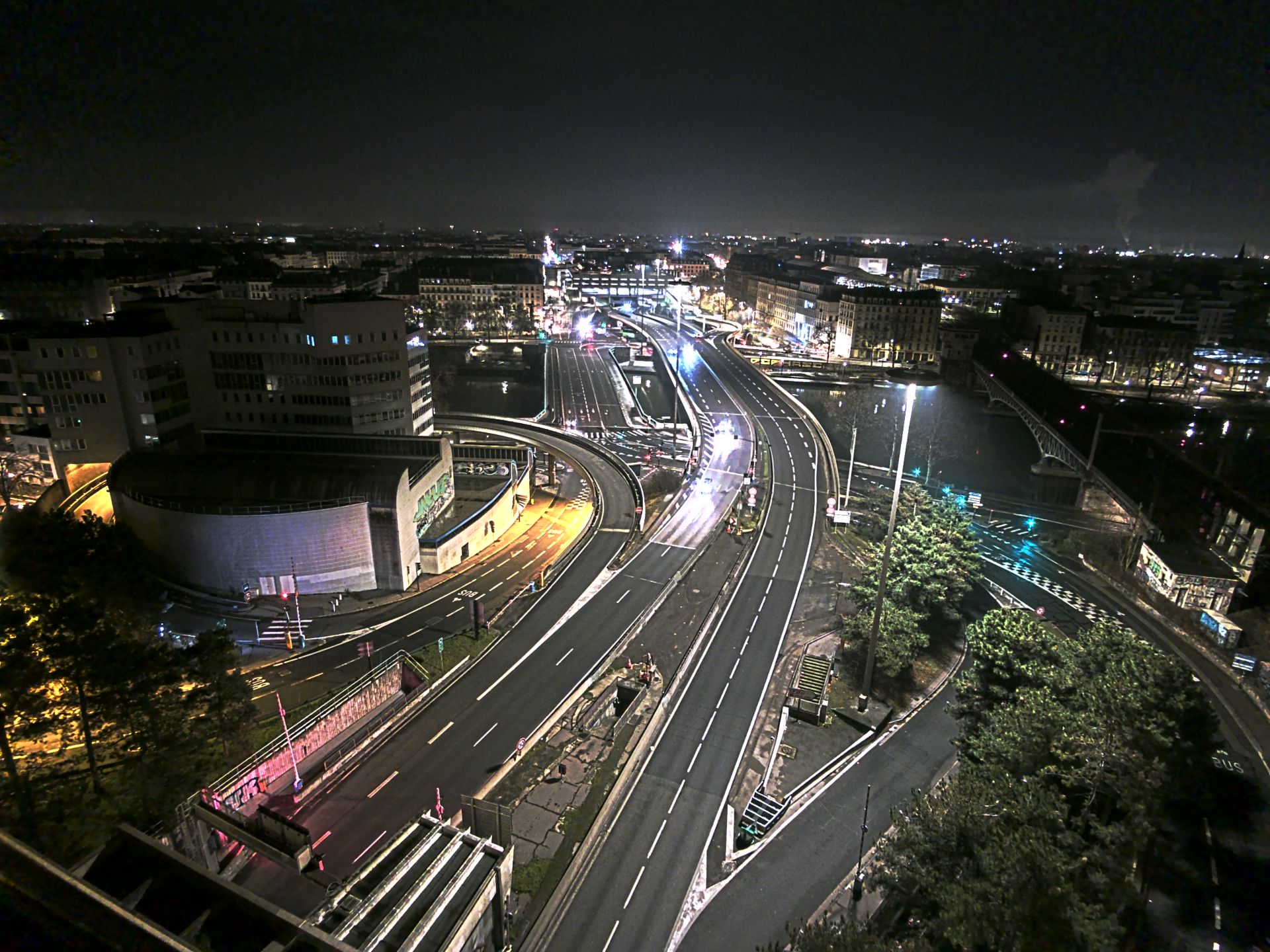 Caméra autoroute à Lyon Perrache à l'entrée Sud du Tunnel sous Fourvière, en direction de Marseille