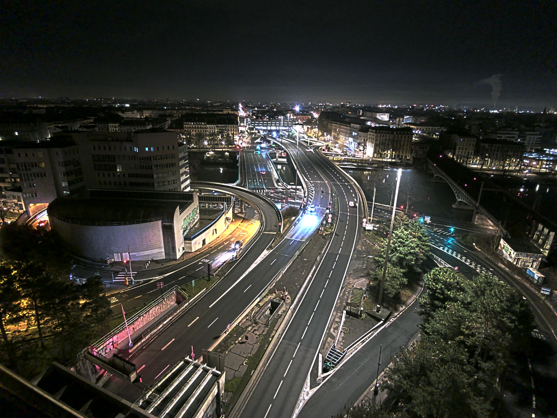 Caméra autoroute à Lyon Perrache à l'entrée Sud du Tunnel sous Fourvière, en direction de Marseille