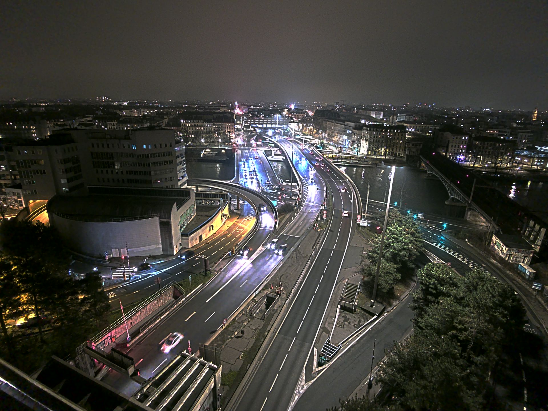 Caméra autoroute à Lyon Perrache à l'entrée Sud du Tunnel sous Fourvière, en direction de Marseille