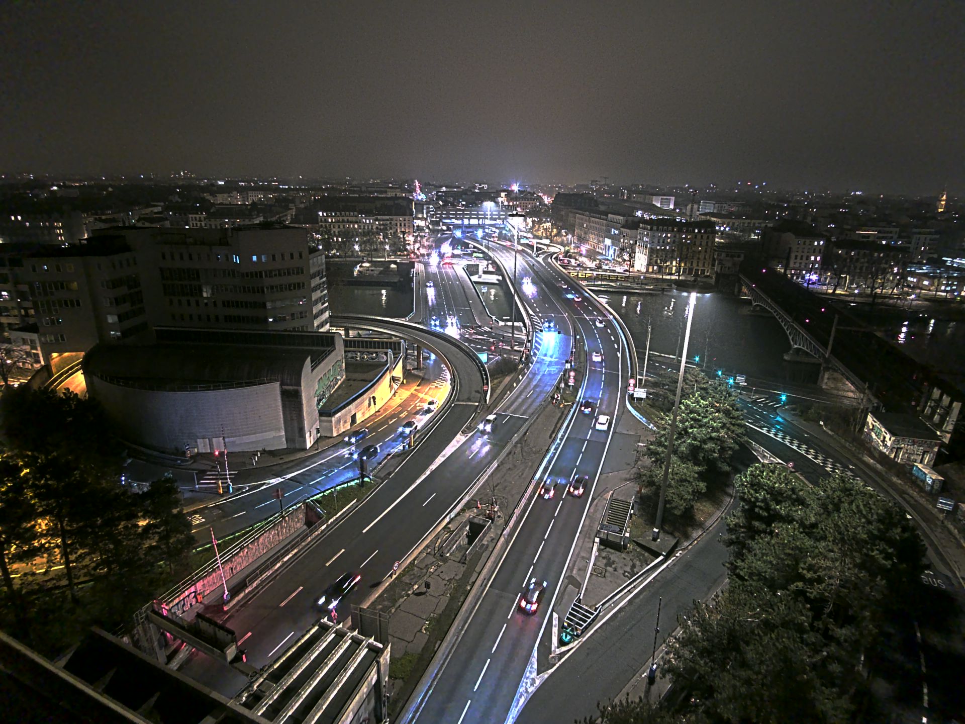 Caméra autoroute à Lyon Perrache à l'entrée Sud du Tunnel sous Fourvière, en direction de Marseille