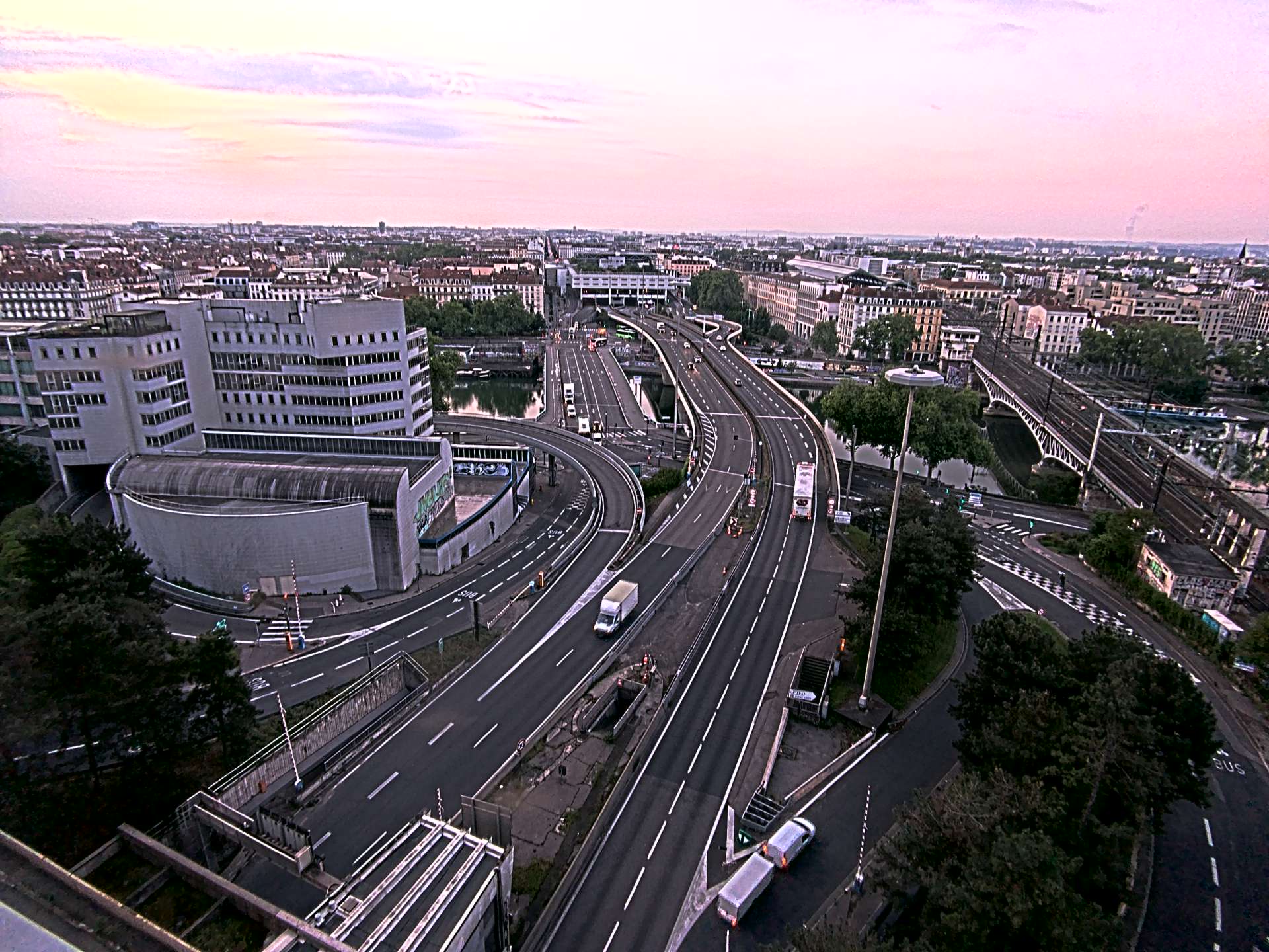 Caméra autoroute à Lyon Perrache à l'entrée Sud du Tunnel sous Fourvière, en direction de Marseille