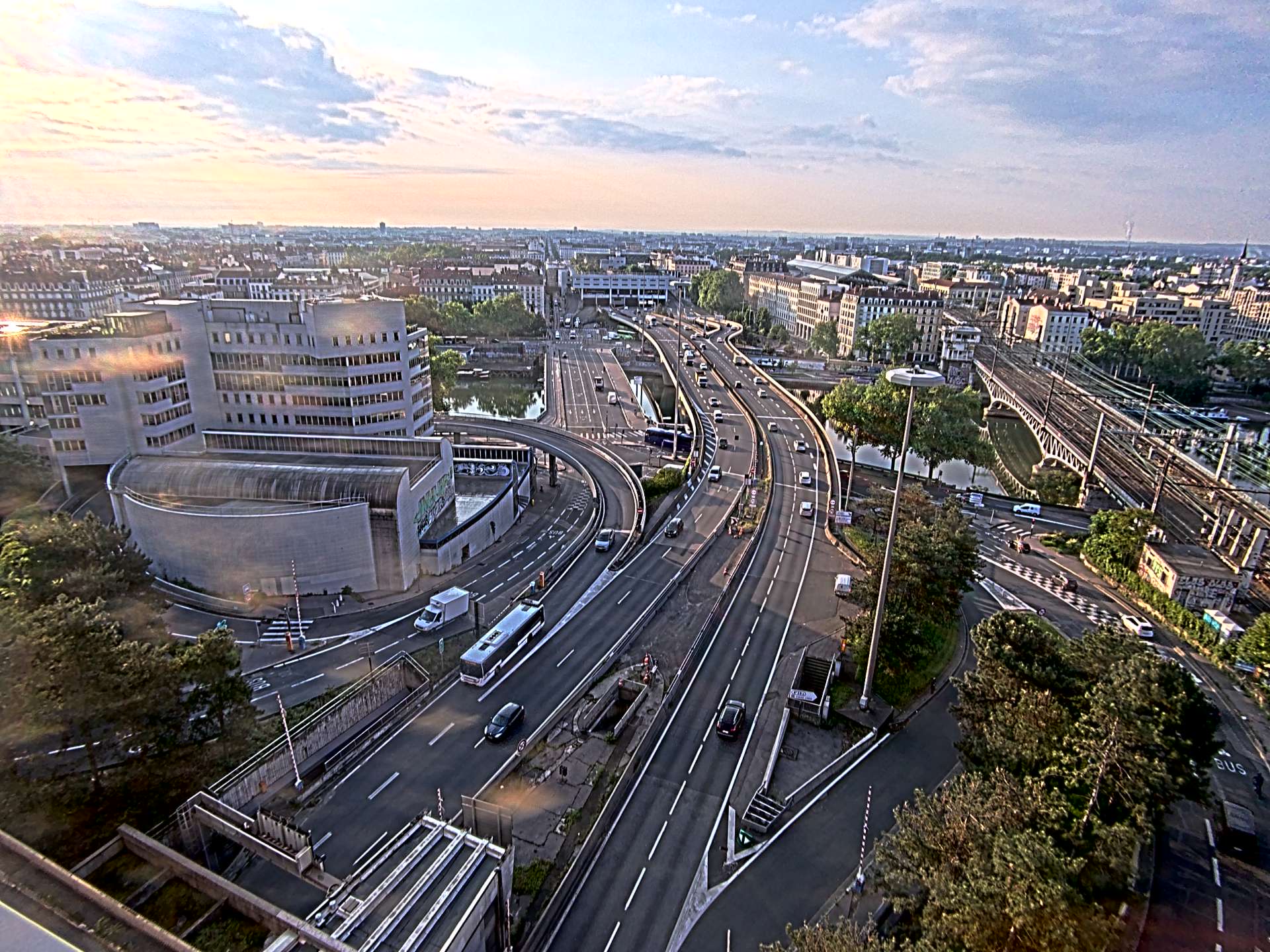 Caméra autoroute à Lyon Perrache à l'entrée Sud du Tunnel sous Fourvière, en direction de Marseille