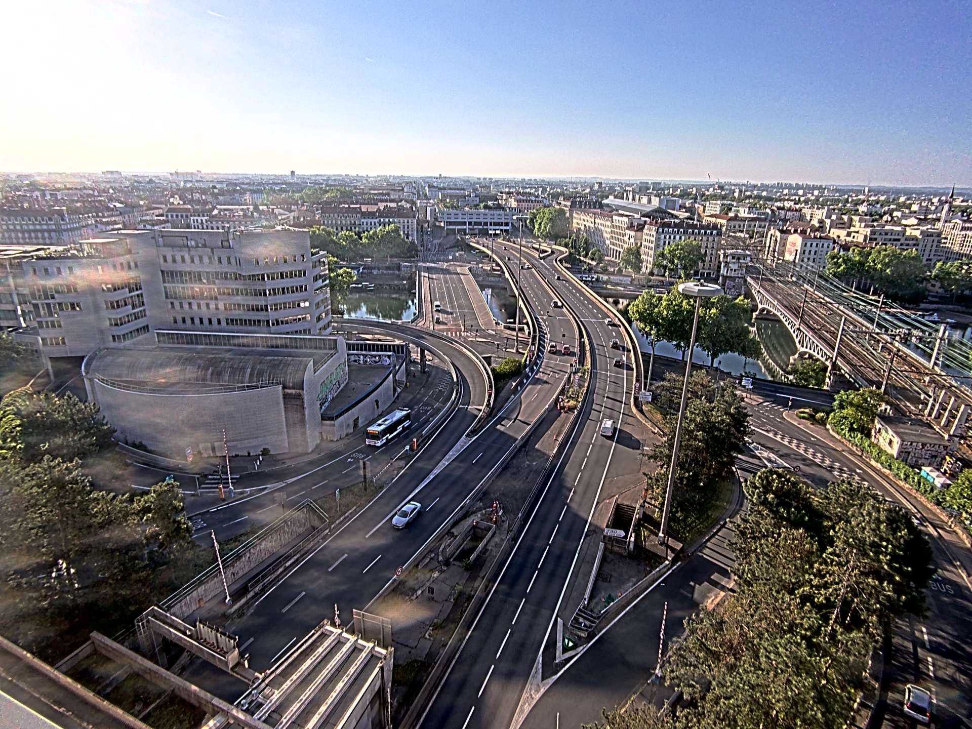 Caméra autoroute à Lyon Perrache à l'entrée Sud du Tunnel sous Fourvière, en direction de Marseille