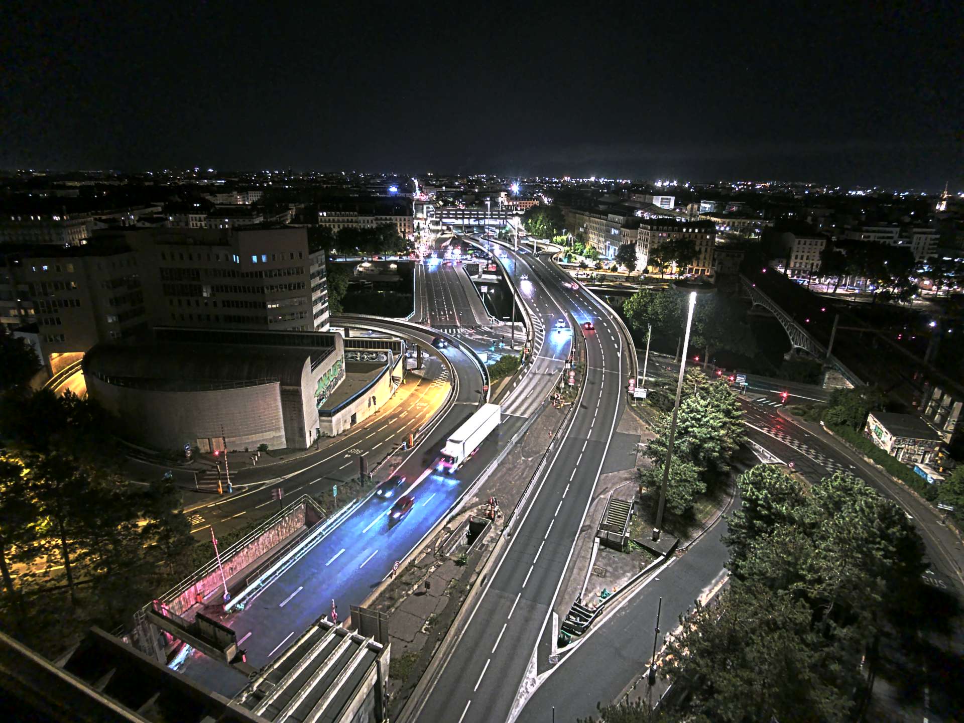Caméra autoroute à Lyon Perrache à l'entrée Sud du Tunnel sous Fourvière, en direction de Marseille