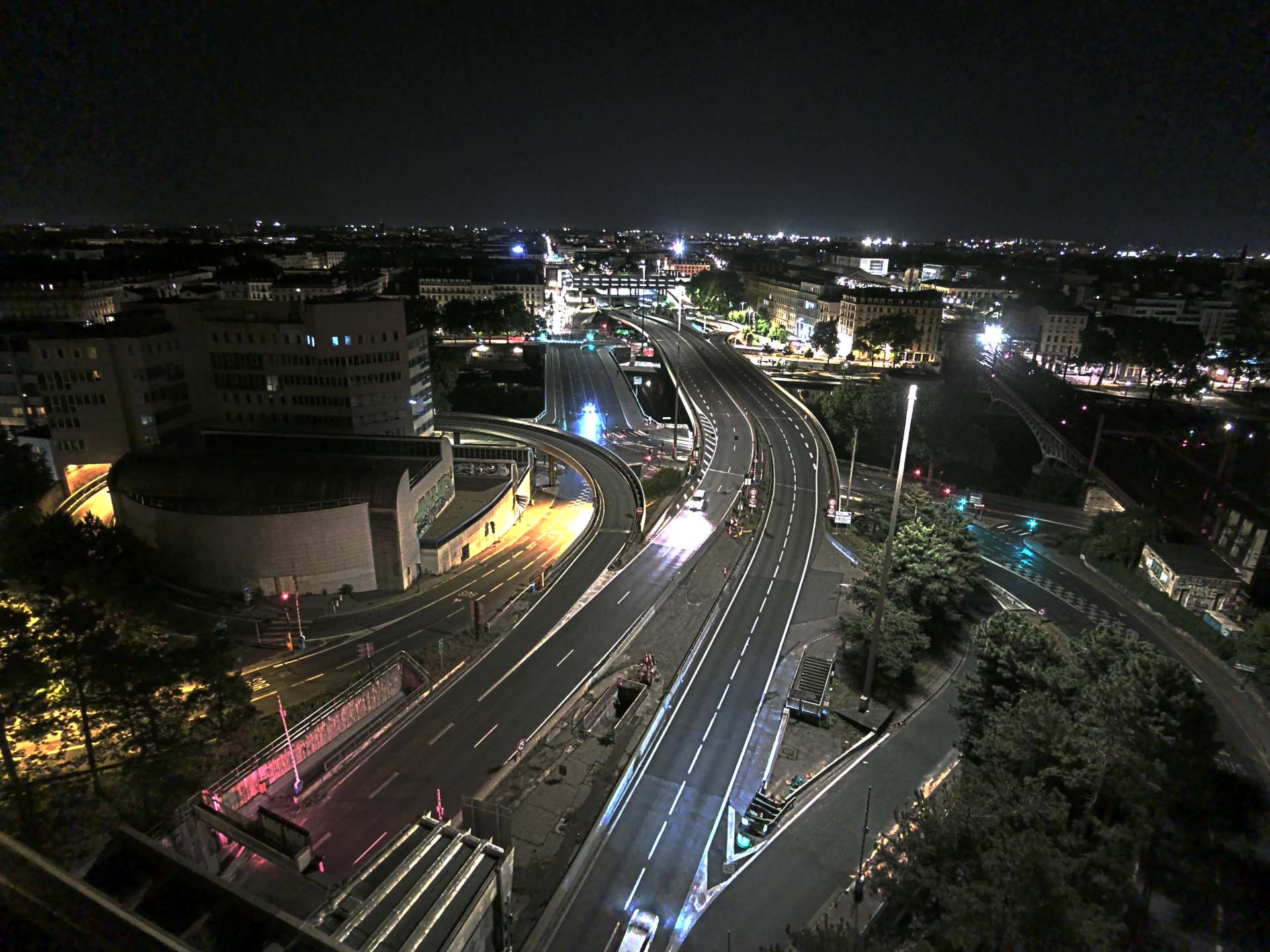 Caméra autoroute à Lyon Perrache à l'entrée Sud du Tunnel sous Fourvière, en direction de Marseille