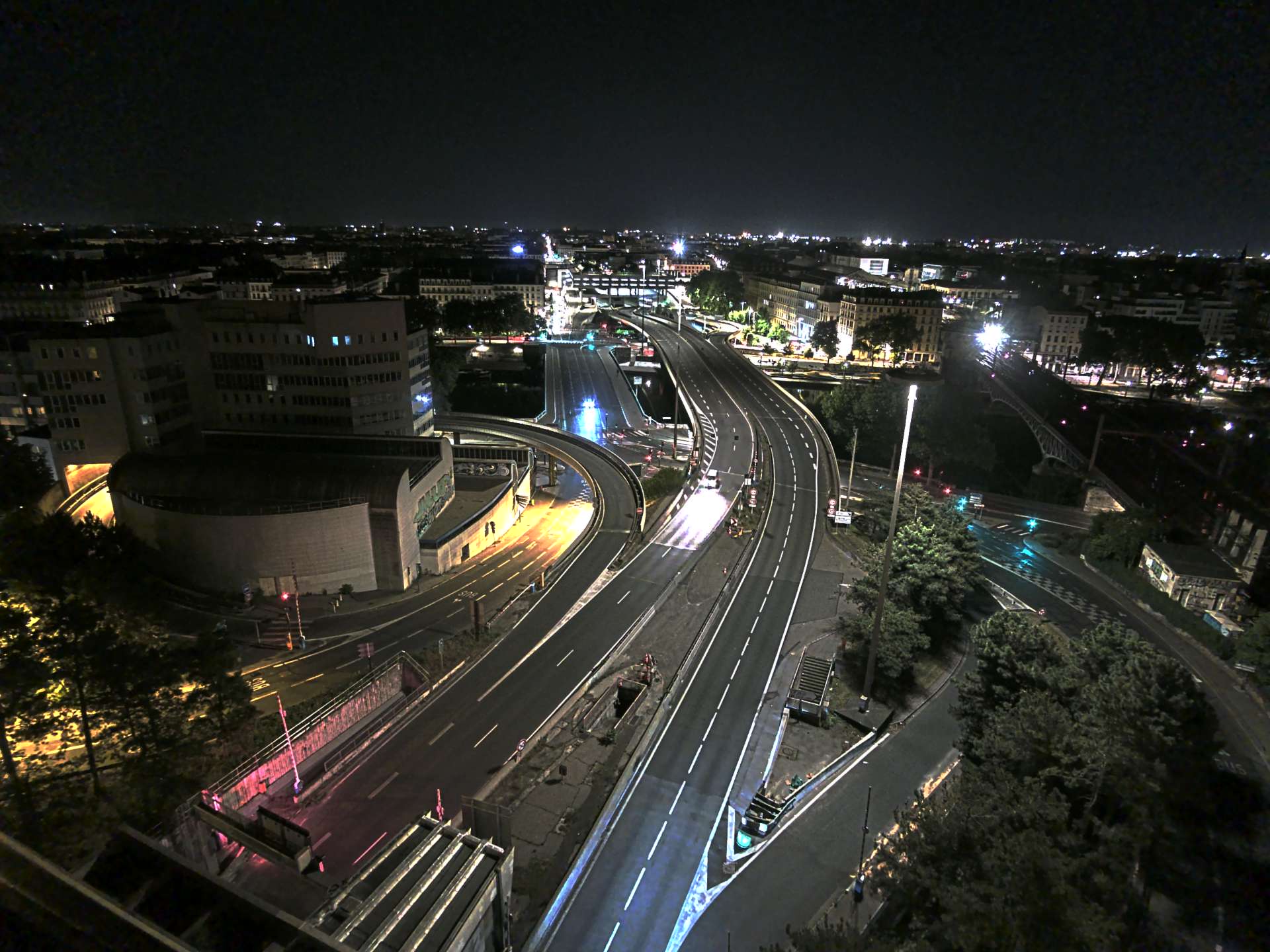 Caméra autoroute à Lyon Perrache à l'entrée Sud du Tunnel sous Fourvière, en direction de Marseille