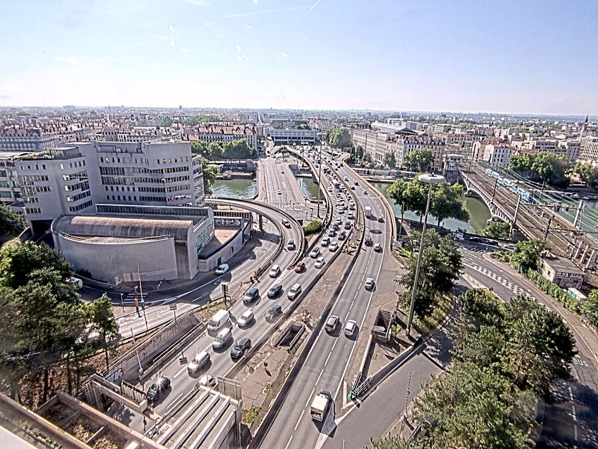 Caméra autoroute à Lyon Perrache à l'entrée Sud du Tunnel sous Fourvière, en direction de Marseille