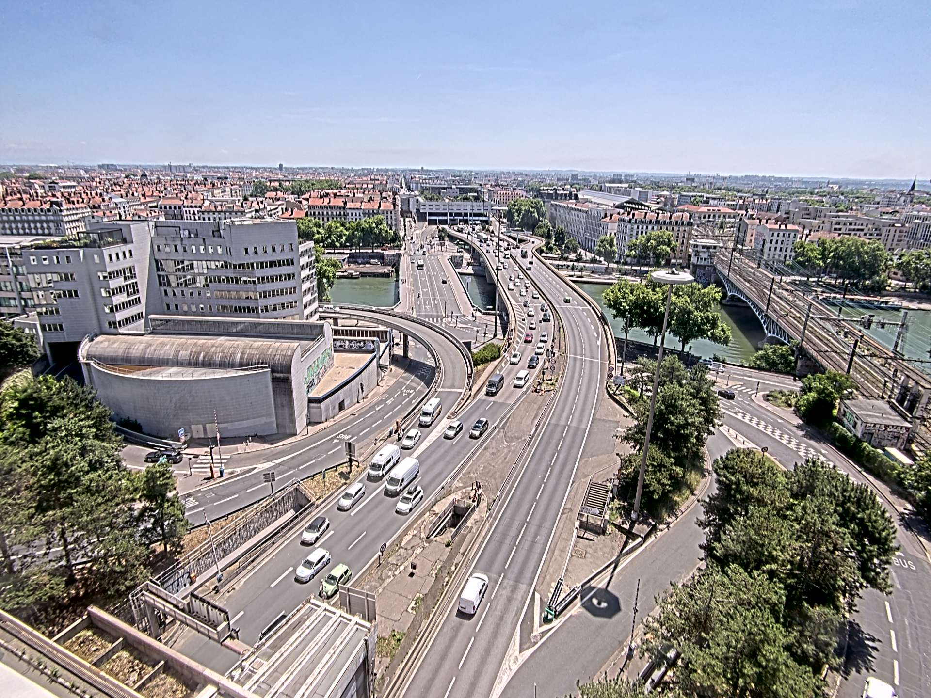 Caméra autoroute à Lyon Perrache à l'entrée Sud du Tunnel sous Fourvière, en direction de Marseille