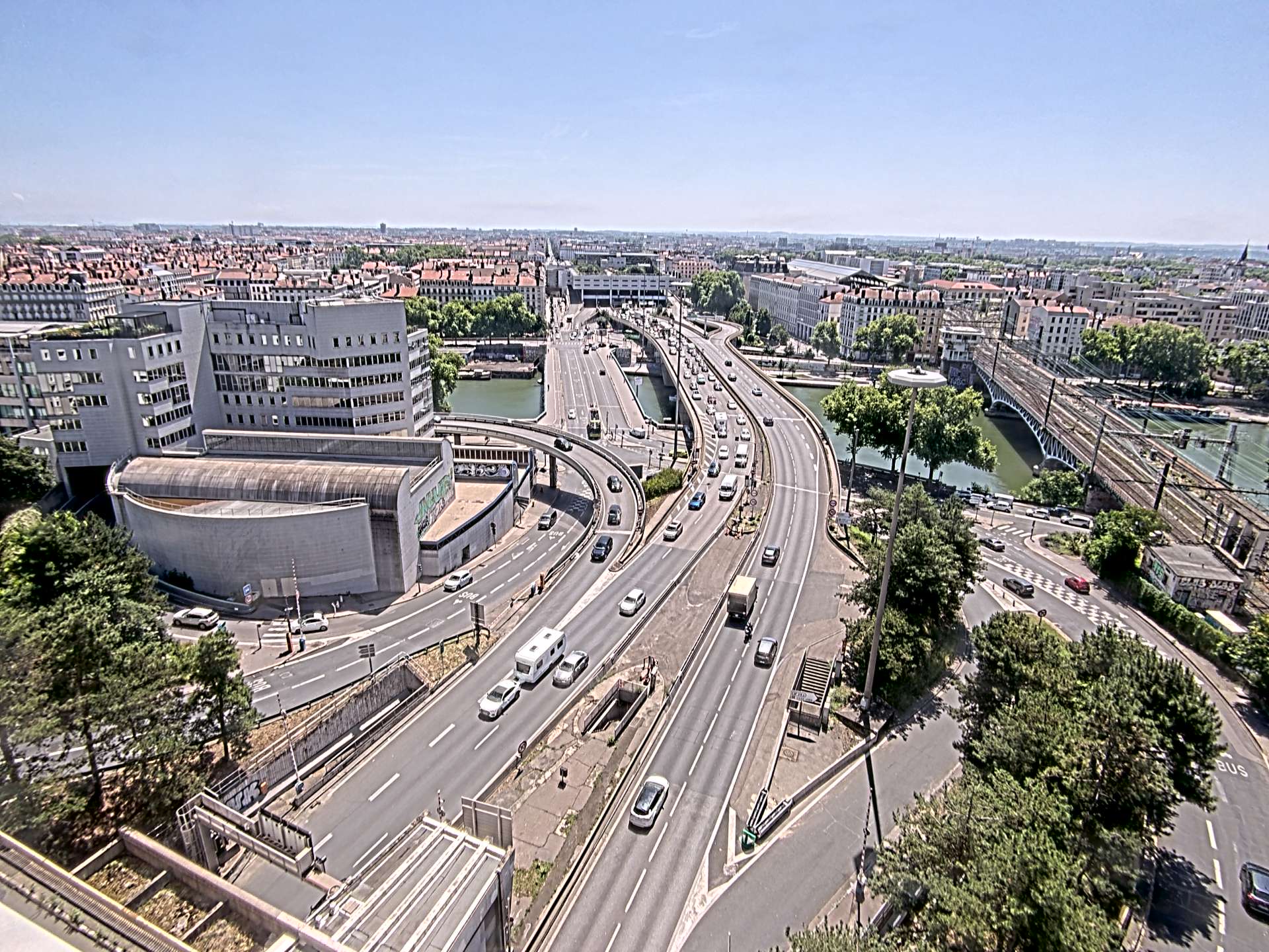 Caméra autoroute à Lyon Perrache à l'entrée Sud du Tunnel sous Fourvière, en direction de Marseille