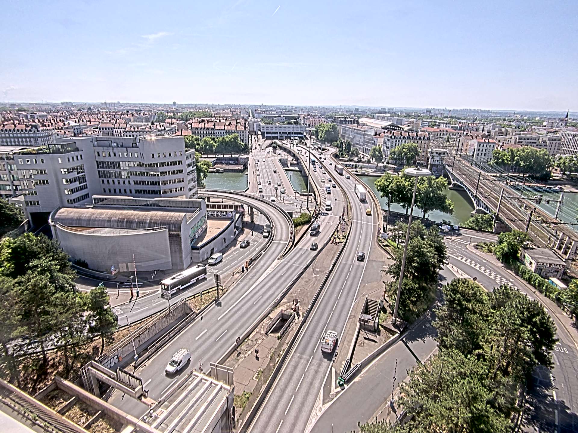 Caméra autoroute à Lyon Perrache à l'entrée Sud du Tunnel sous Fourvière, en direction de Marseille