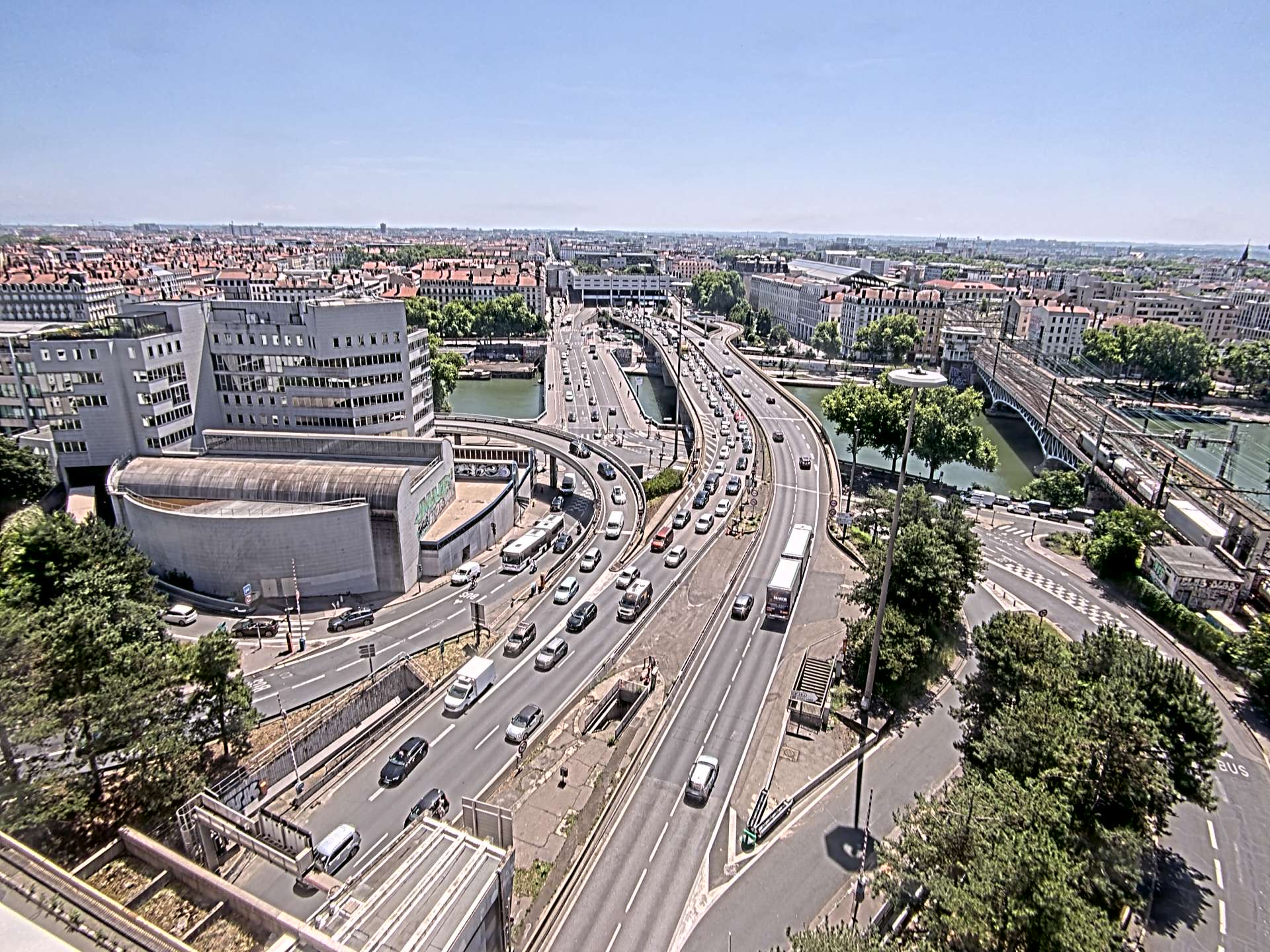 Caméra autoroute à Lyon Perrache à l'entrée Sud du Tunnel sous Fourvière, en direction de Marseille