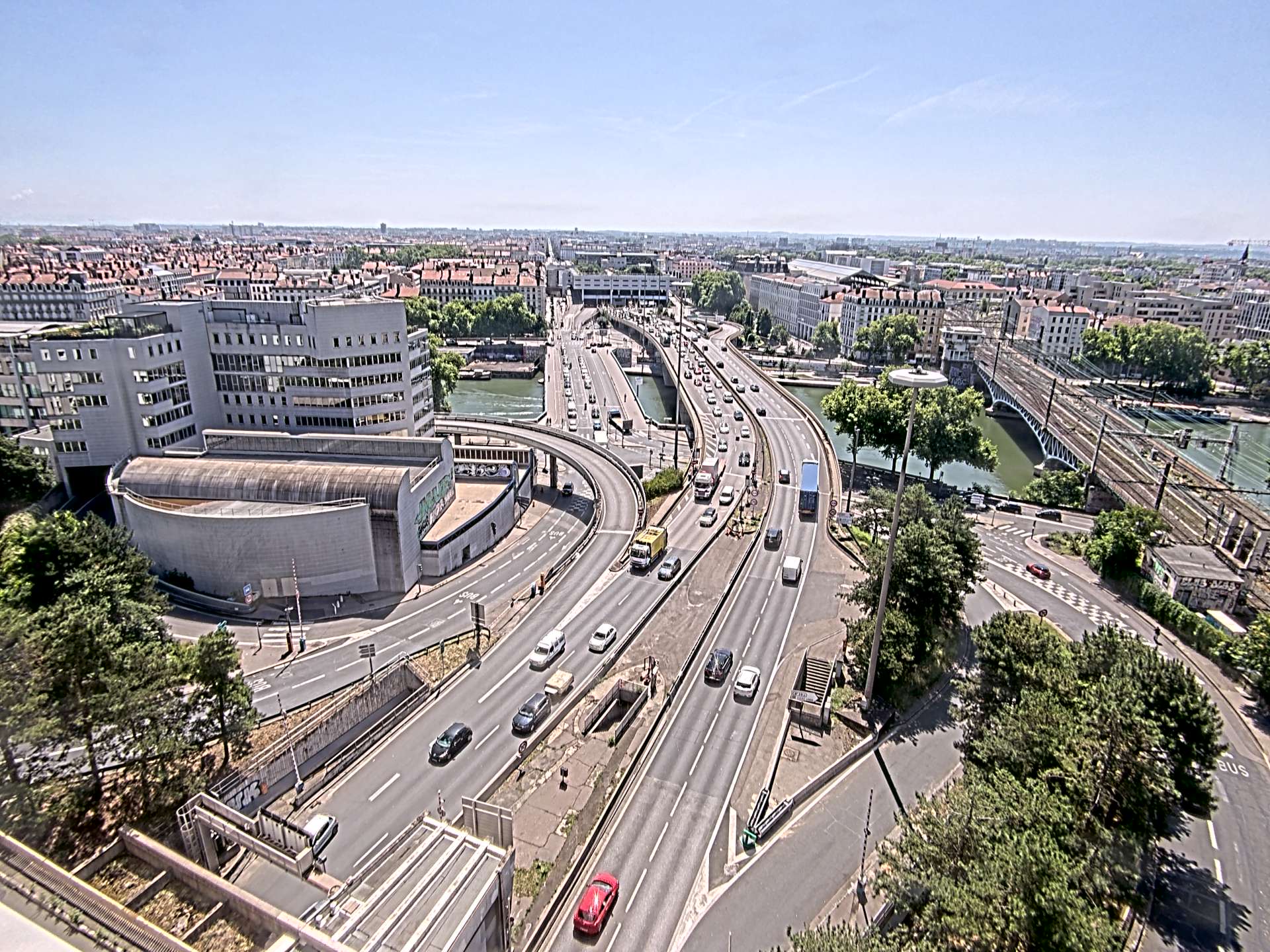Caméra autoroute à Lyon Perrache à l'entrée Sud du Tunnel sous Fourvière, en direction de Marseille