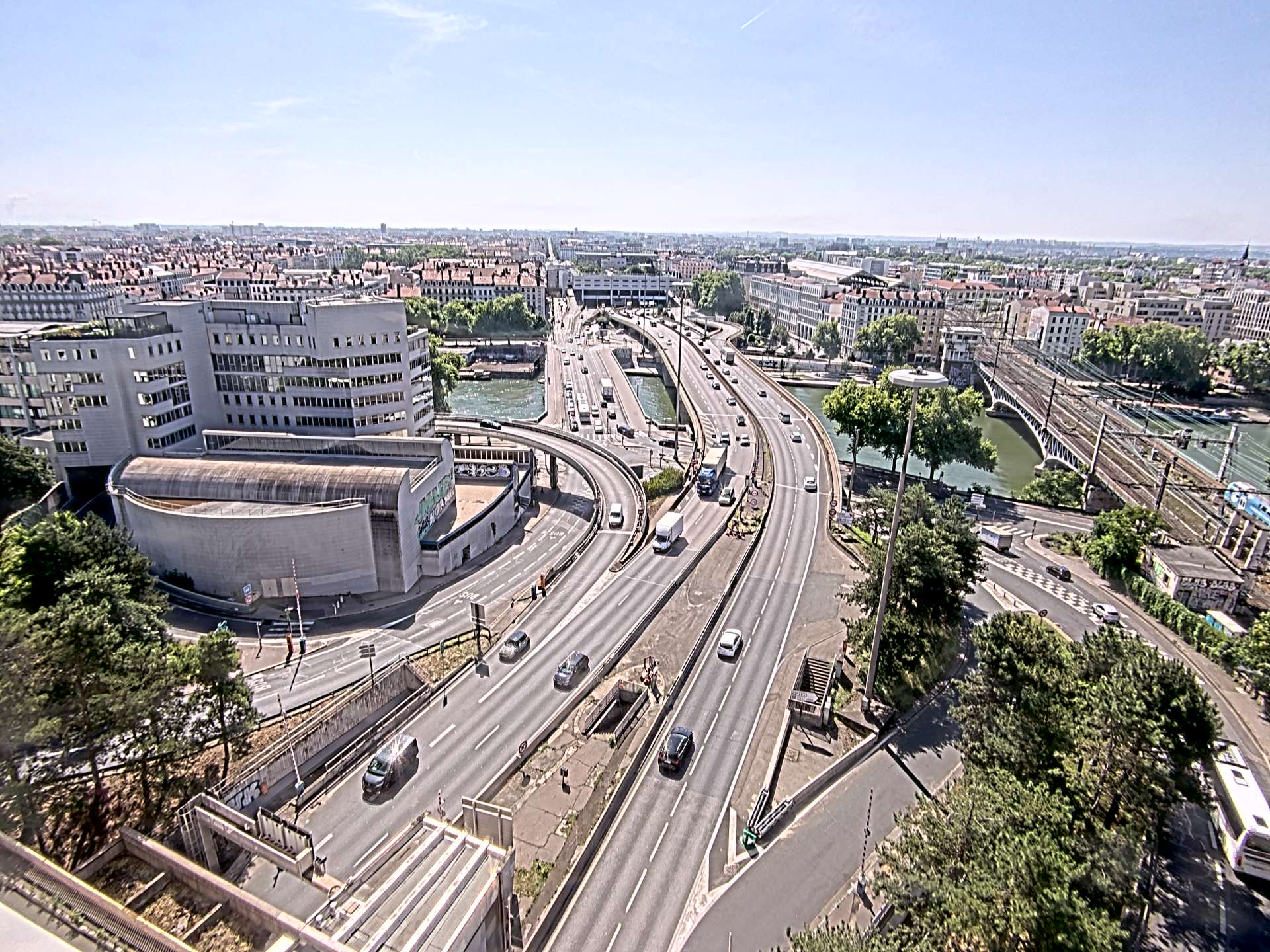 Caméra autoroute à Lyon Perrache à l'entrée Sud du Tunnel sous Fourvière, en direction de Marseille