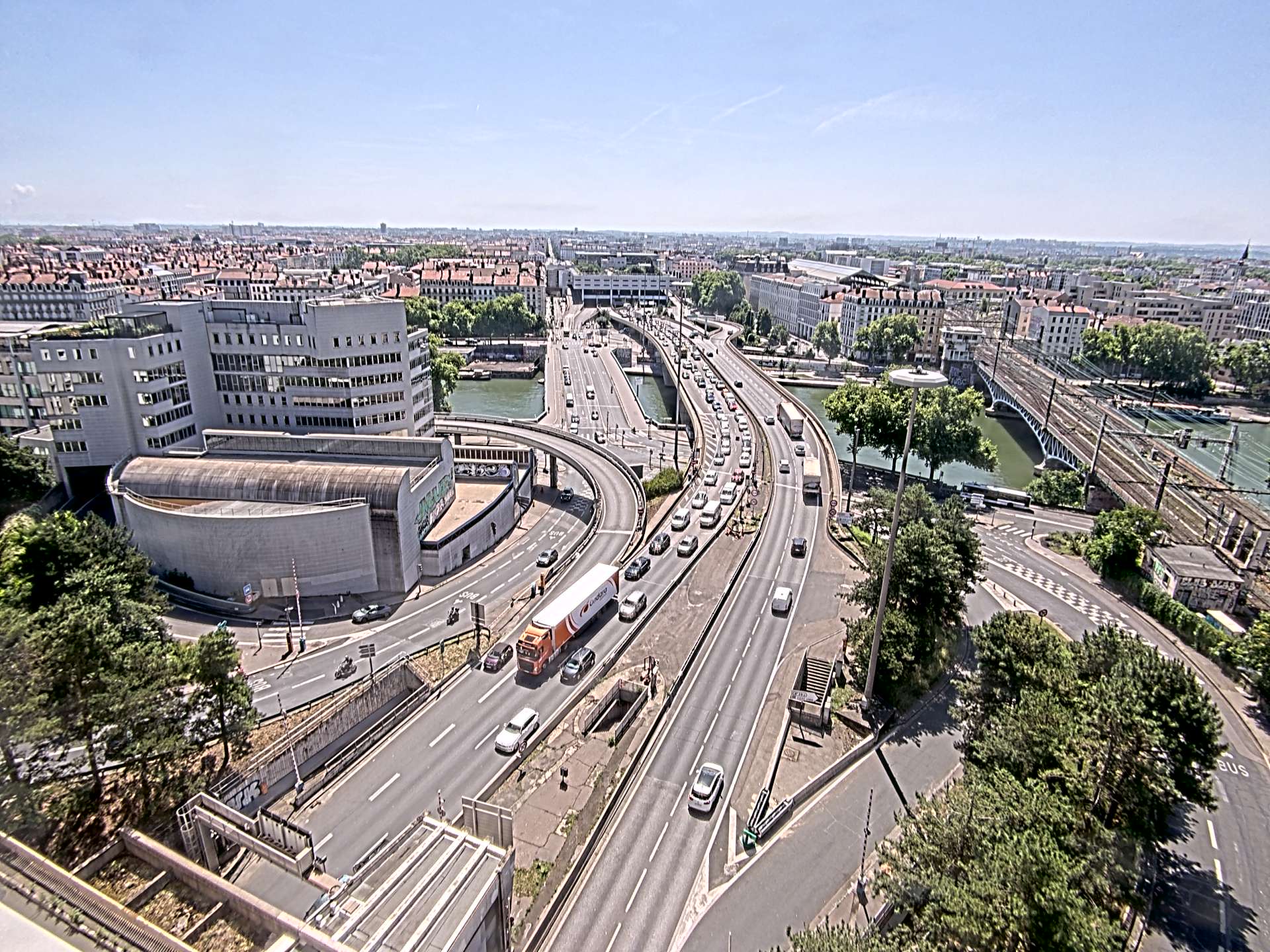 Caméra autoroute à Lyon Perrache à l'entrée Sud du Tunnel sous Fourvière, en direction de Marseille