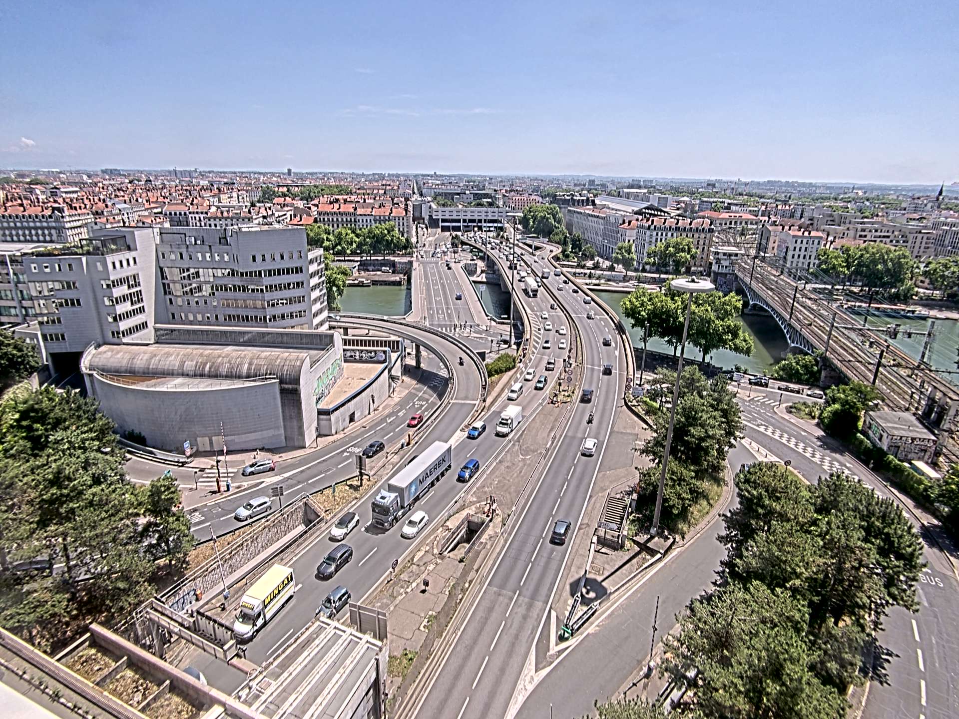 Caméra autoroute à Lyon Perrache à l'entrée Sud du Tunnel sous Fourvière, en direction de Marseille