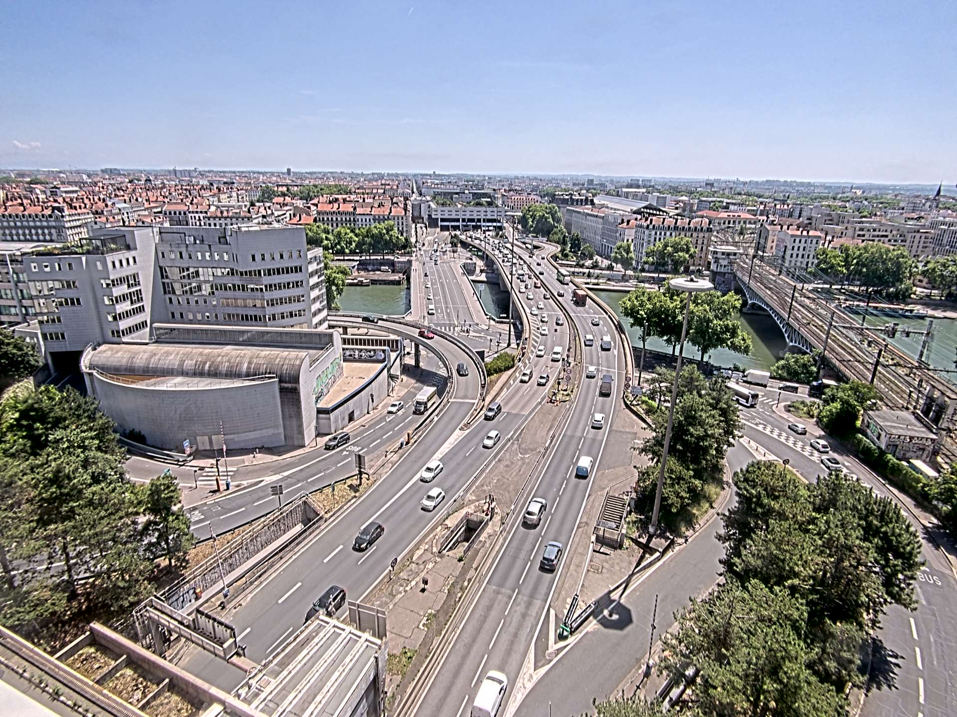 Caméra autoroute à Lyon Perrache à l'entrée Sud du Tunnel sous Fourvière, en direction de Marseille