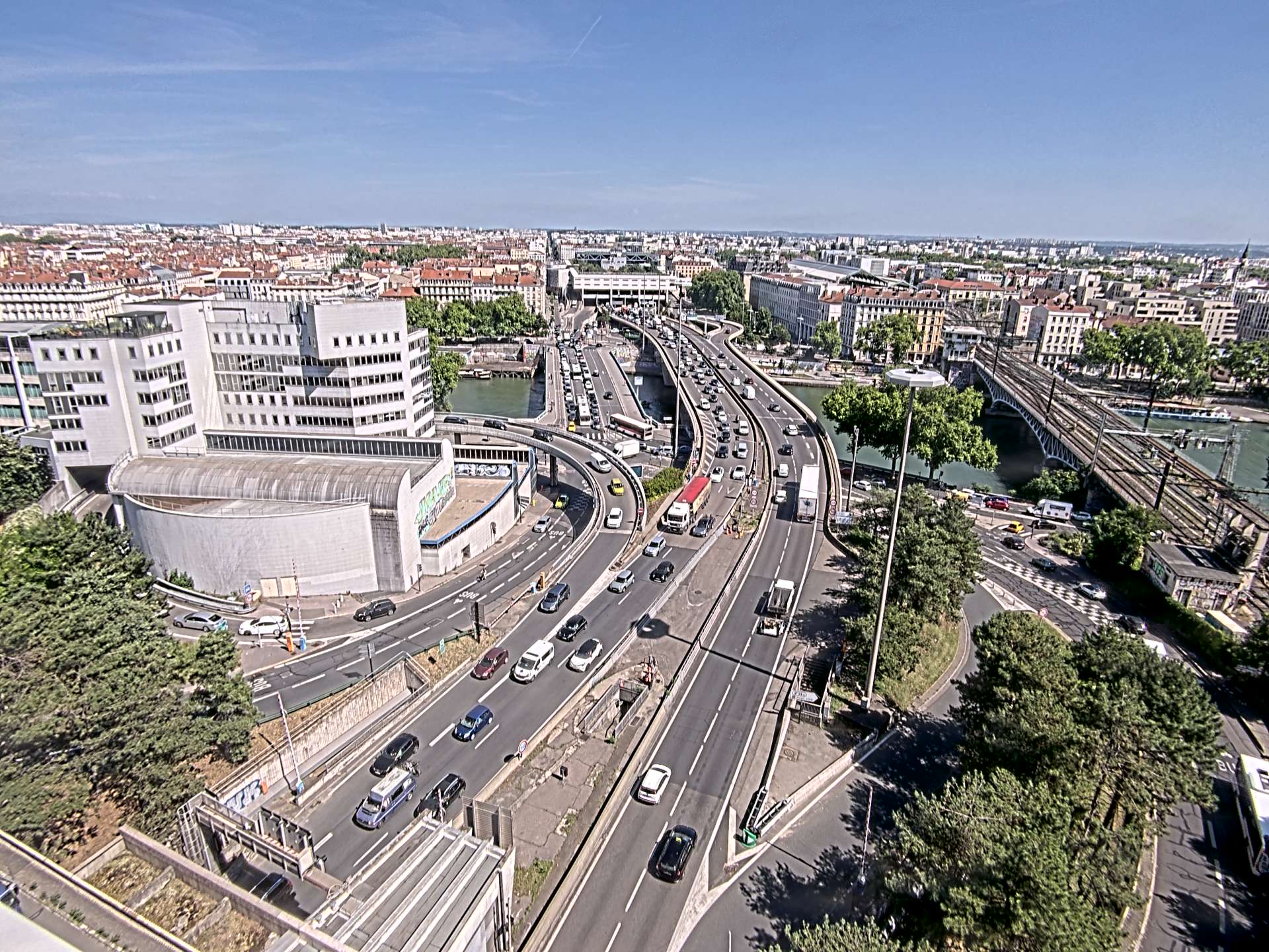 Caméra autoroute à Lyon Perrache à l'entrée Sud du Tunnel sous Fourvière, en direction de Marseille