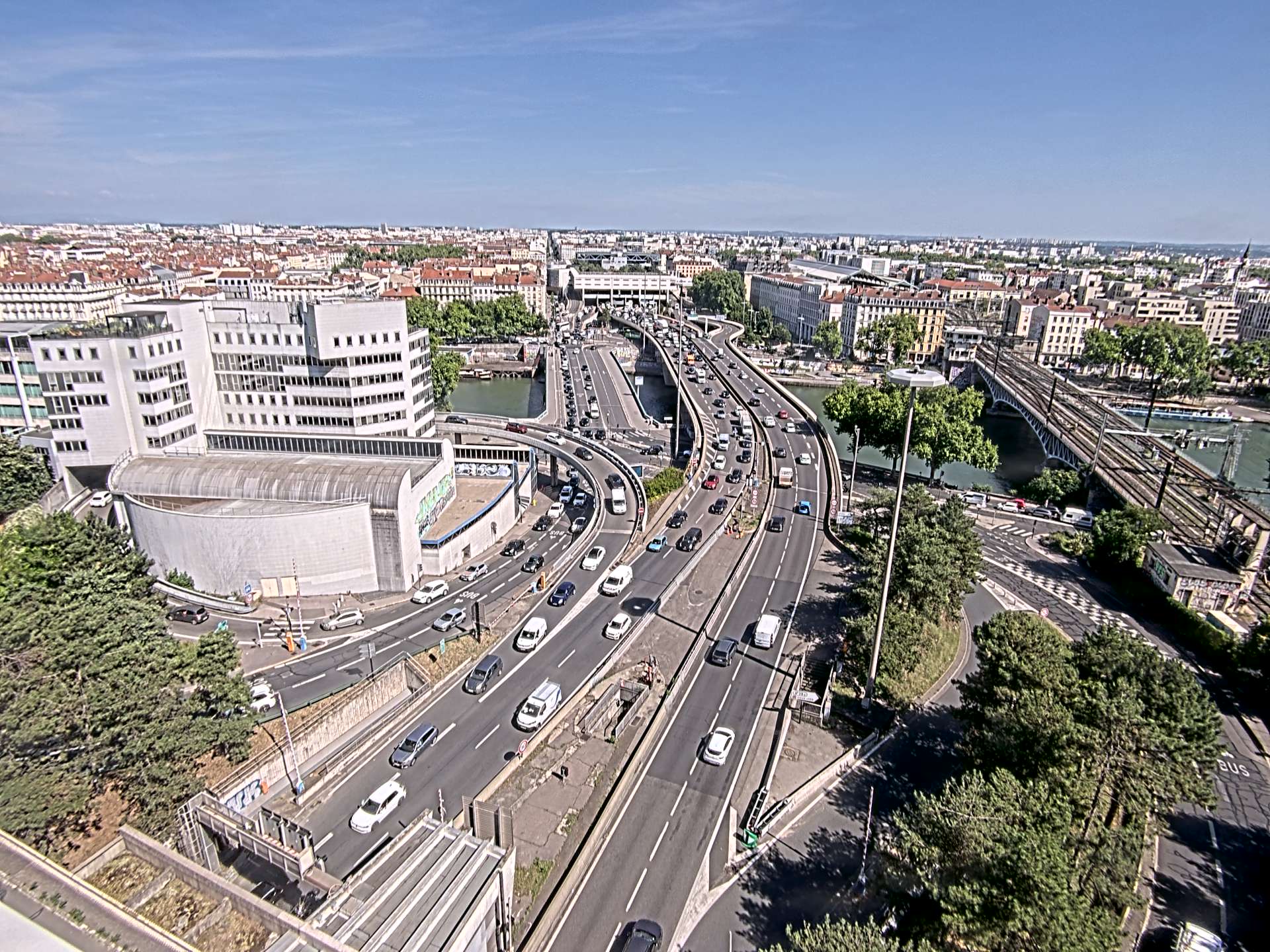 Caméra autoroute à Lyon Perrache à l'entrée Sud du Tunnel sous Fourvière, en direction de Marseille