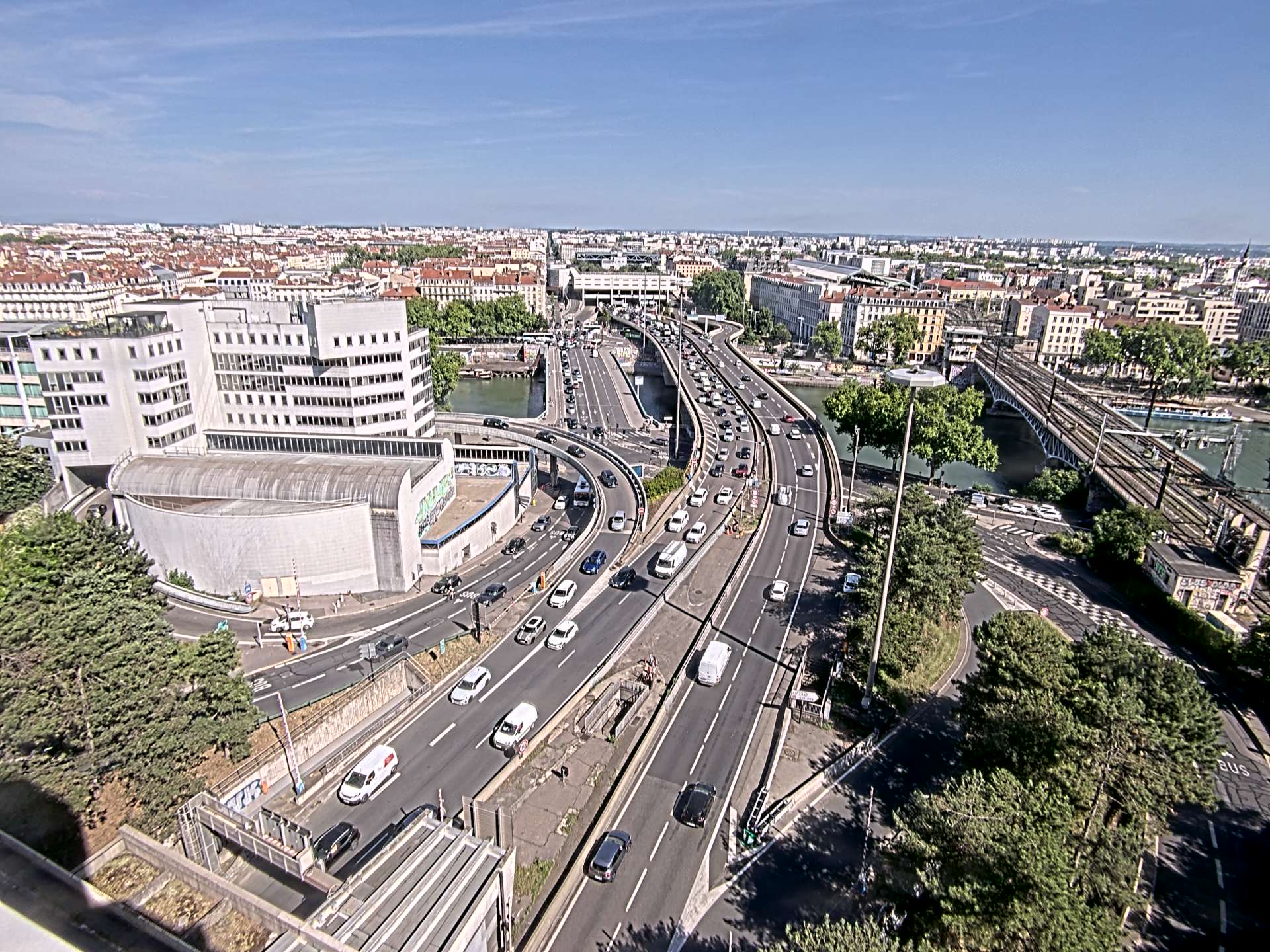 Caméra autoroute à Lyon Perrache à l'entrée Sud du Tunnel sous Fourvière, en direction de Marseille