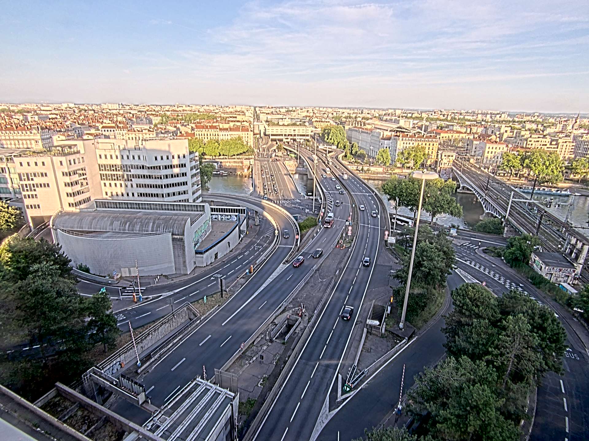 Caméra autoroute à Lyon Perrache à l'entrée Sud du Tunnel sous Fourvière, en direction de Marseille