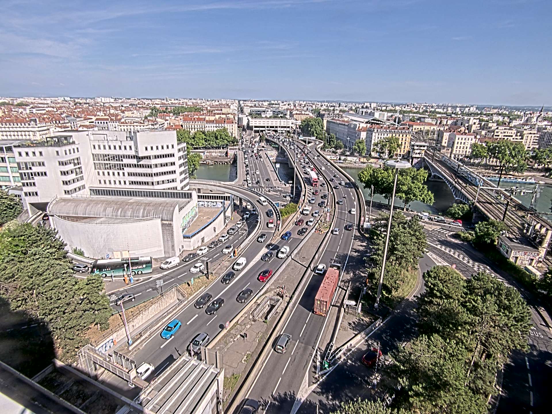 Caméra autoroute à Lyon Perrache à l'entrée Sud du Tunnel sous Fourvière, en direction de Marseille