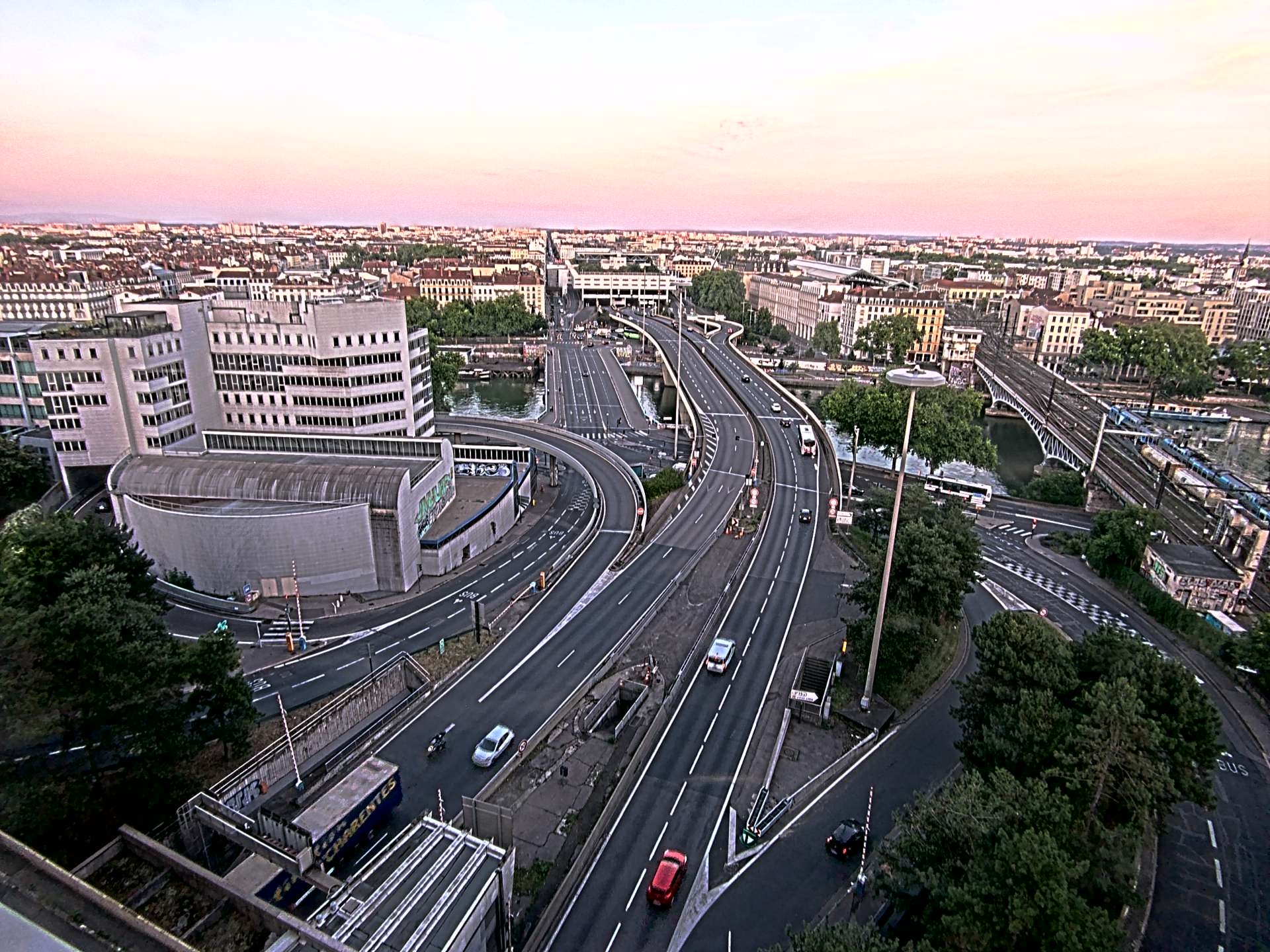 Caméra autoroute à Lyon Perrache à l'entrée Sud du Tunnel sous Fourvière, en direction de Marseille