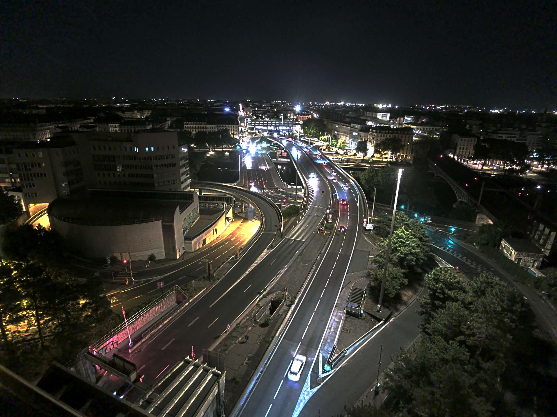 Caméra autoroute à Lyon Perrache à l'entrée Sud du Tunnel sous Fourvière, en direction de Marseille